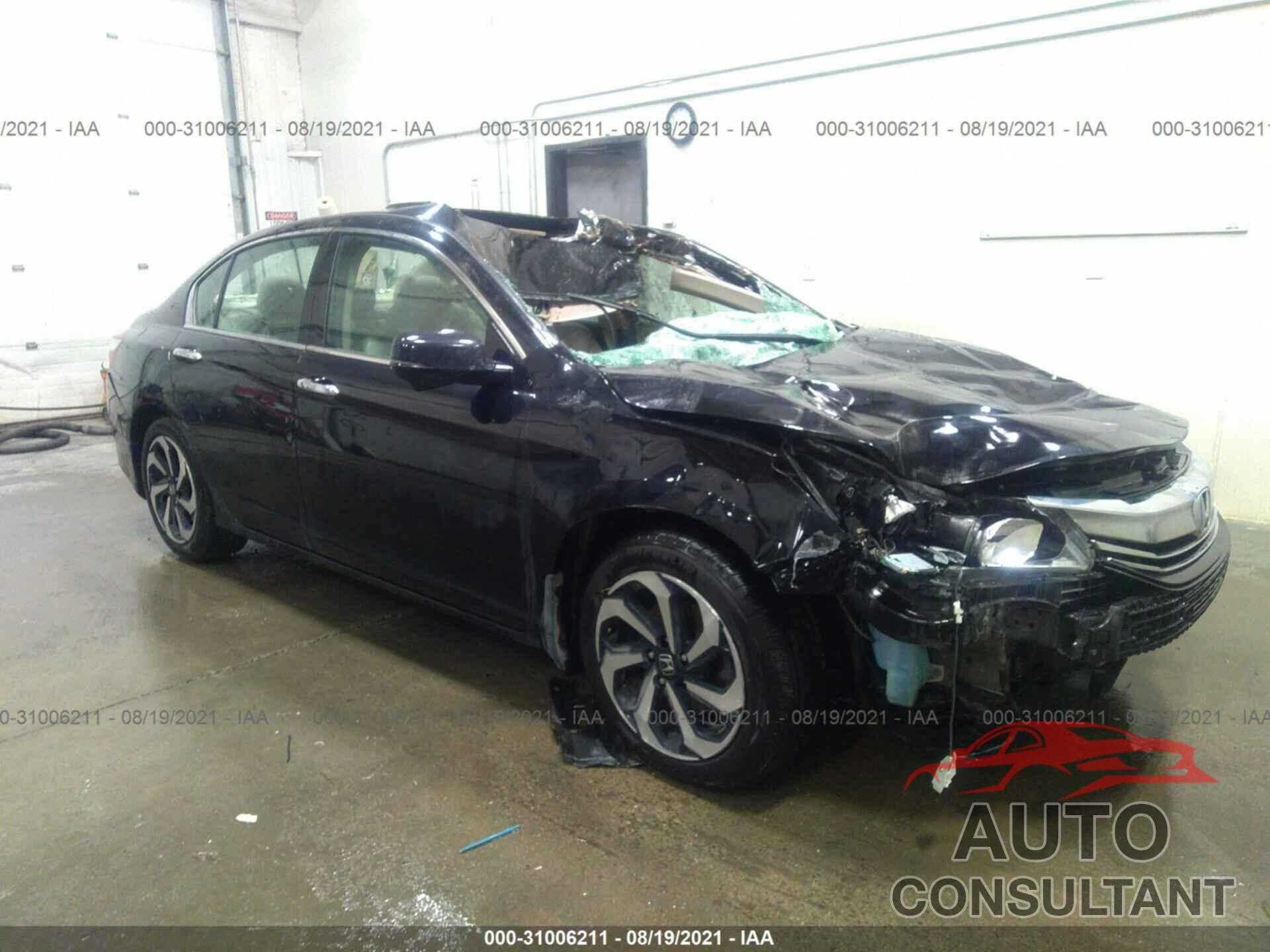 HONDA ACCORD SEDAN 2017 - 1HGCR3F85HA001802
