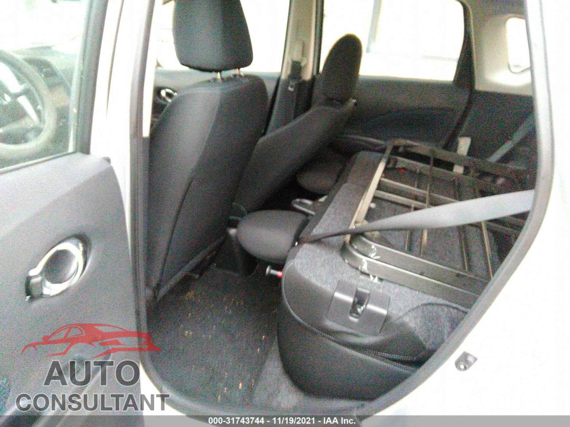NISSAN VERSA NOTE 2019 - 3N1CE2CP3KL361475