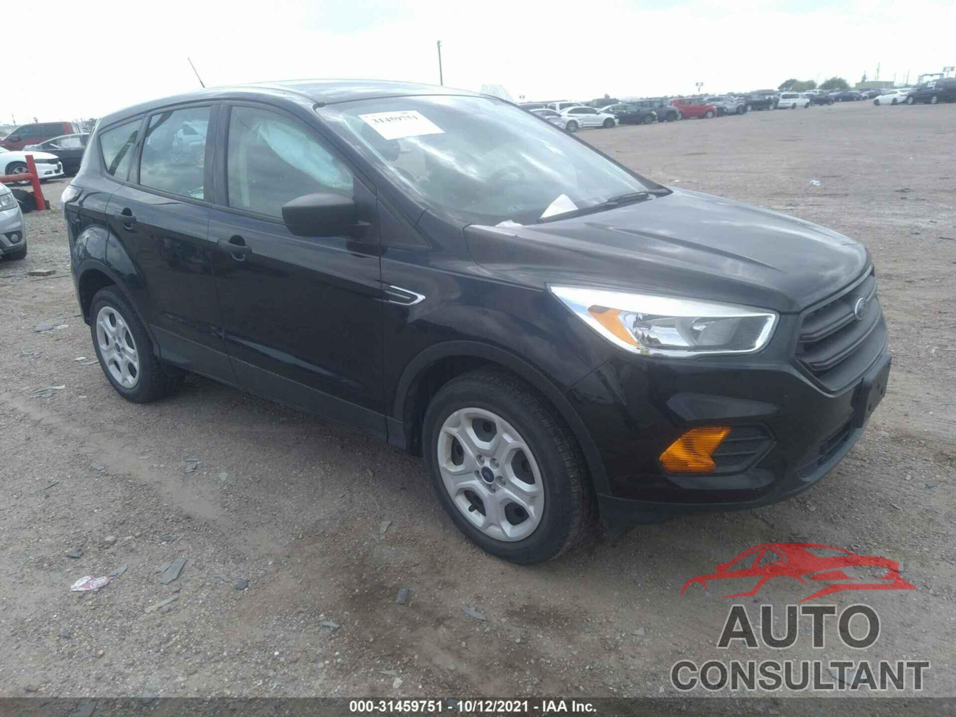 FORD ESCAPE 2017 - 1FMCU0F77HUD76264