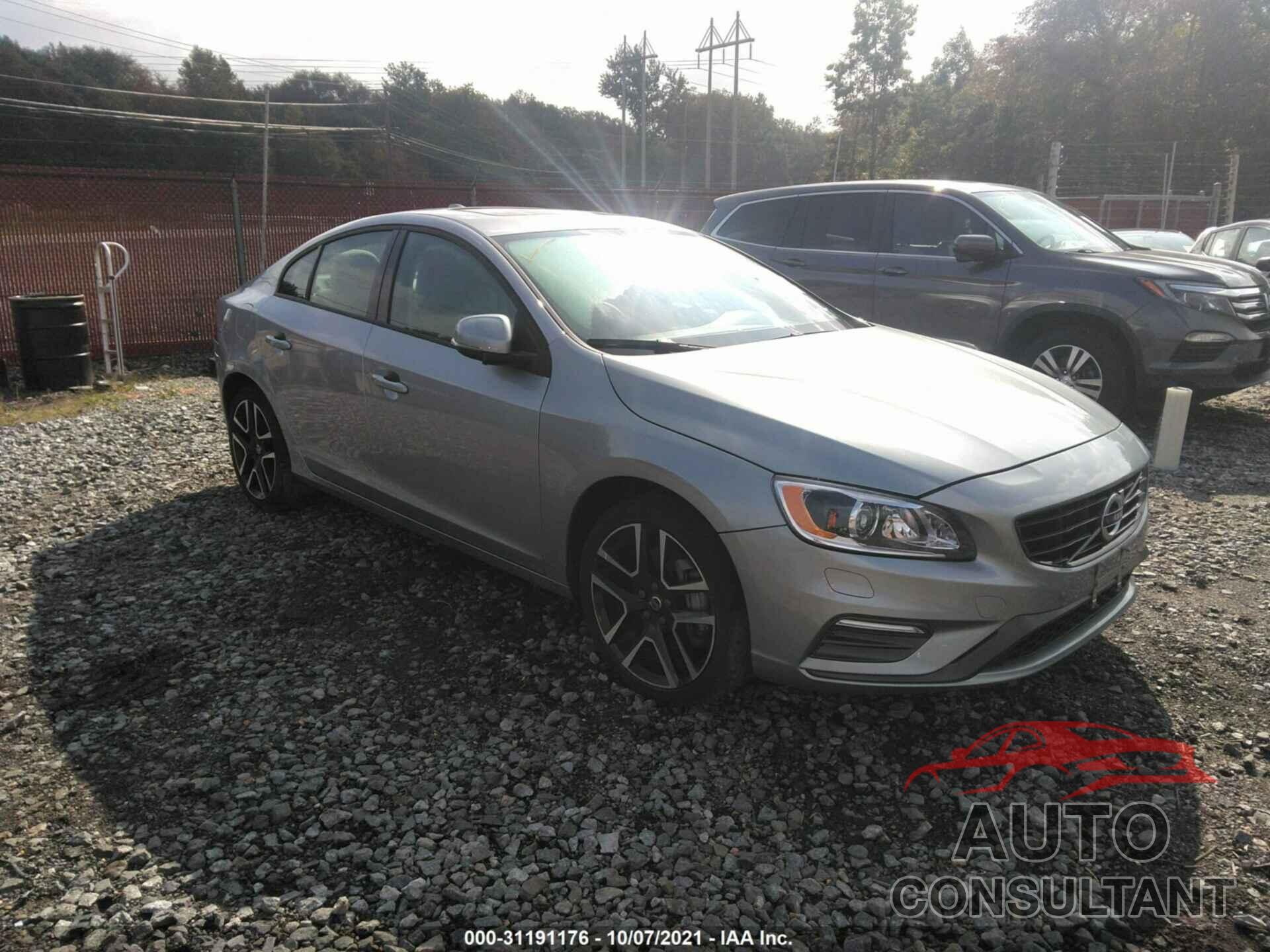 VOLVO S60 2018 - YV140MTL5J2450287