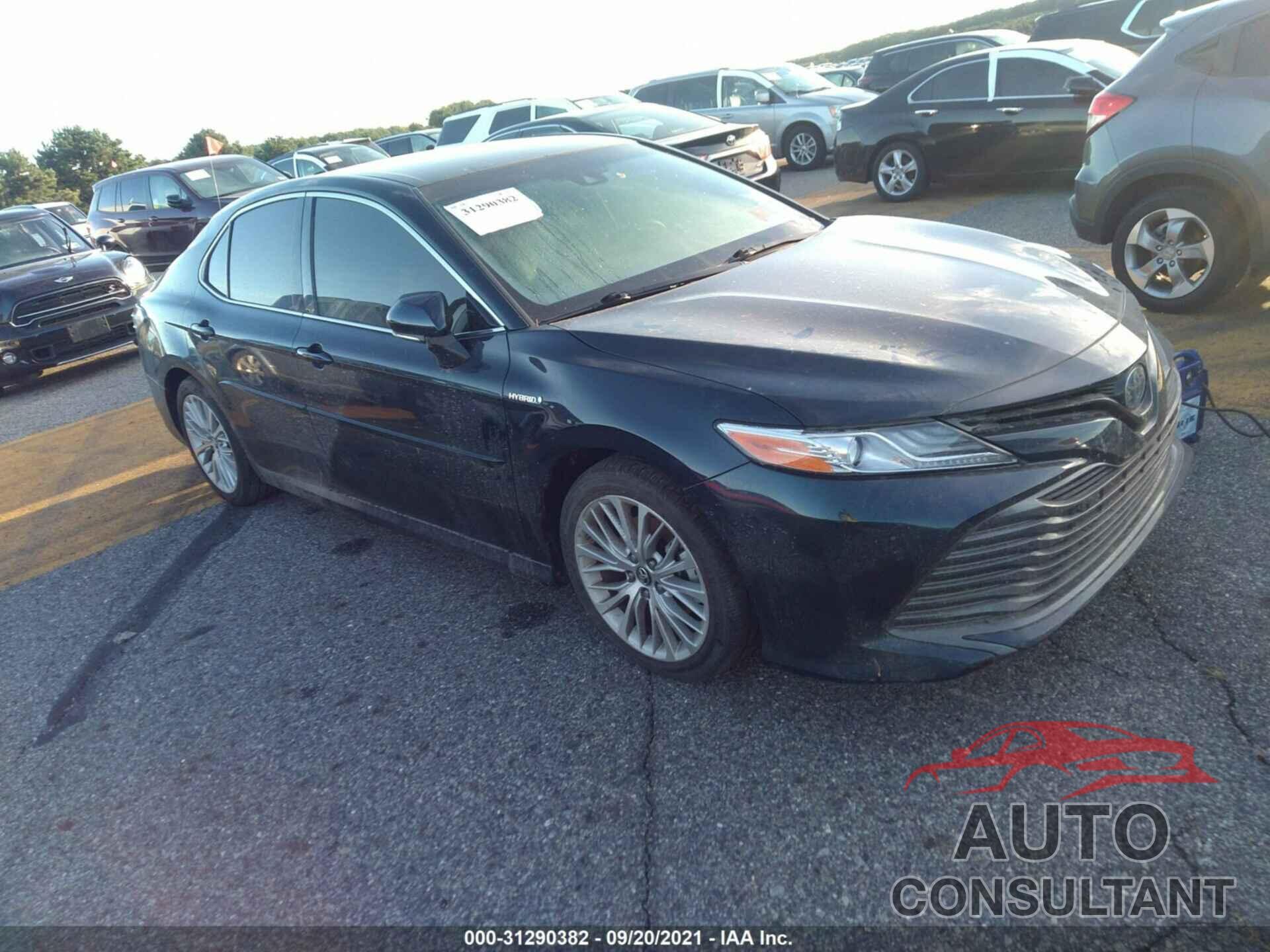 TOYOTA CAMRY 2018 - 4T1B21HK1JU505632