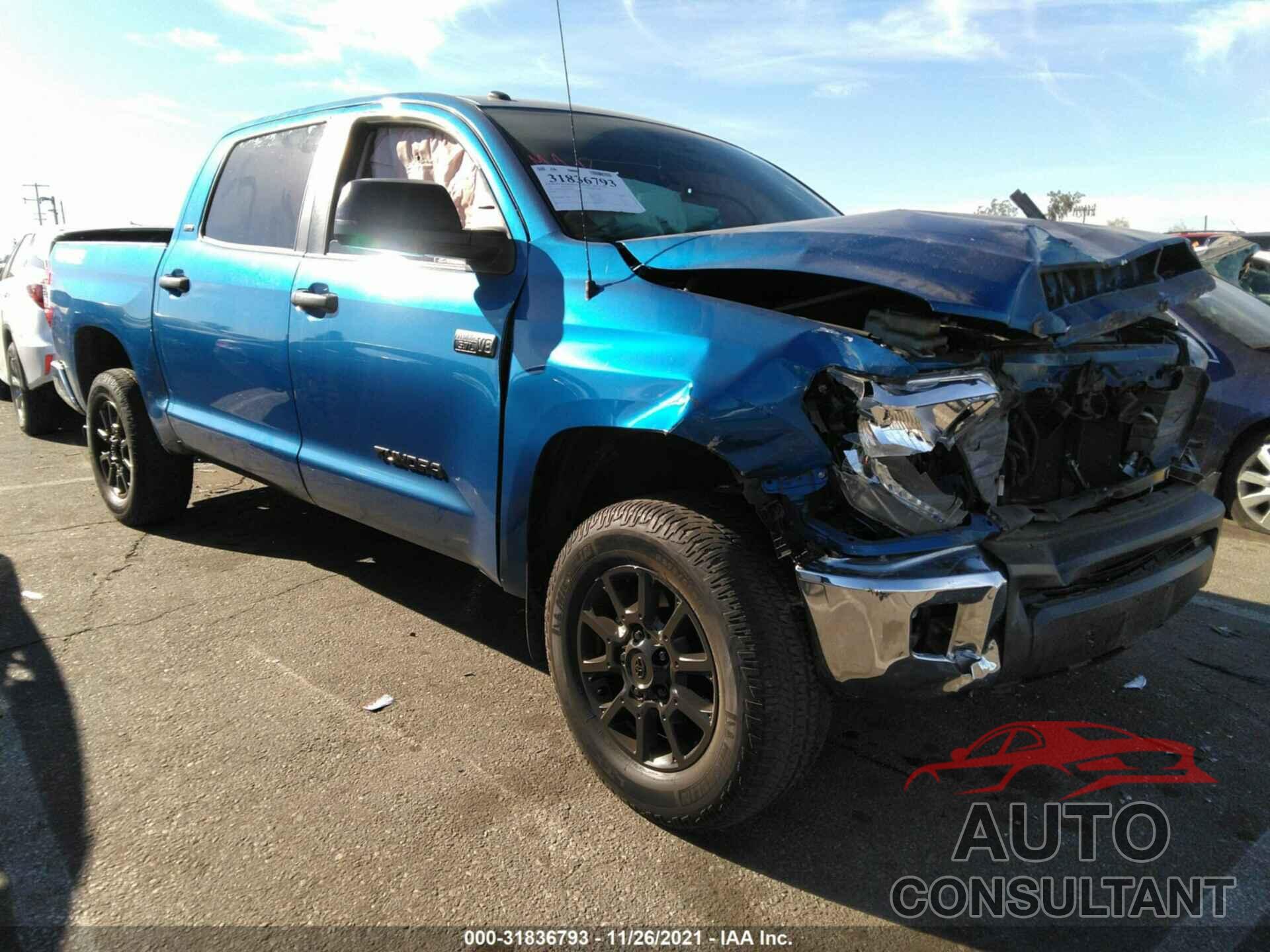 TOYOTA TUNDRA 4WD 2017 - 5TFDY5F11HX673552