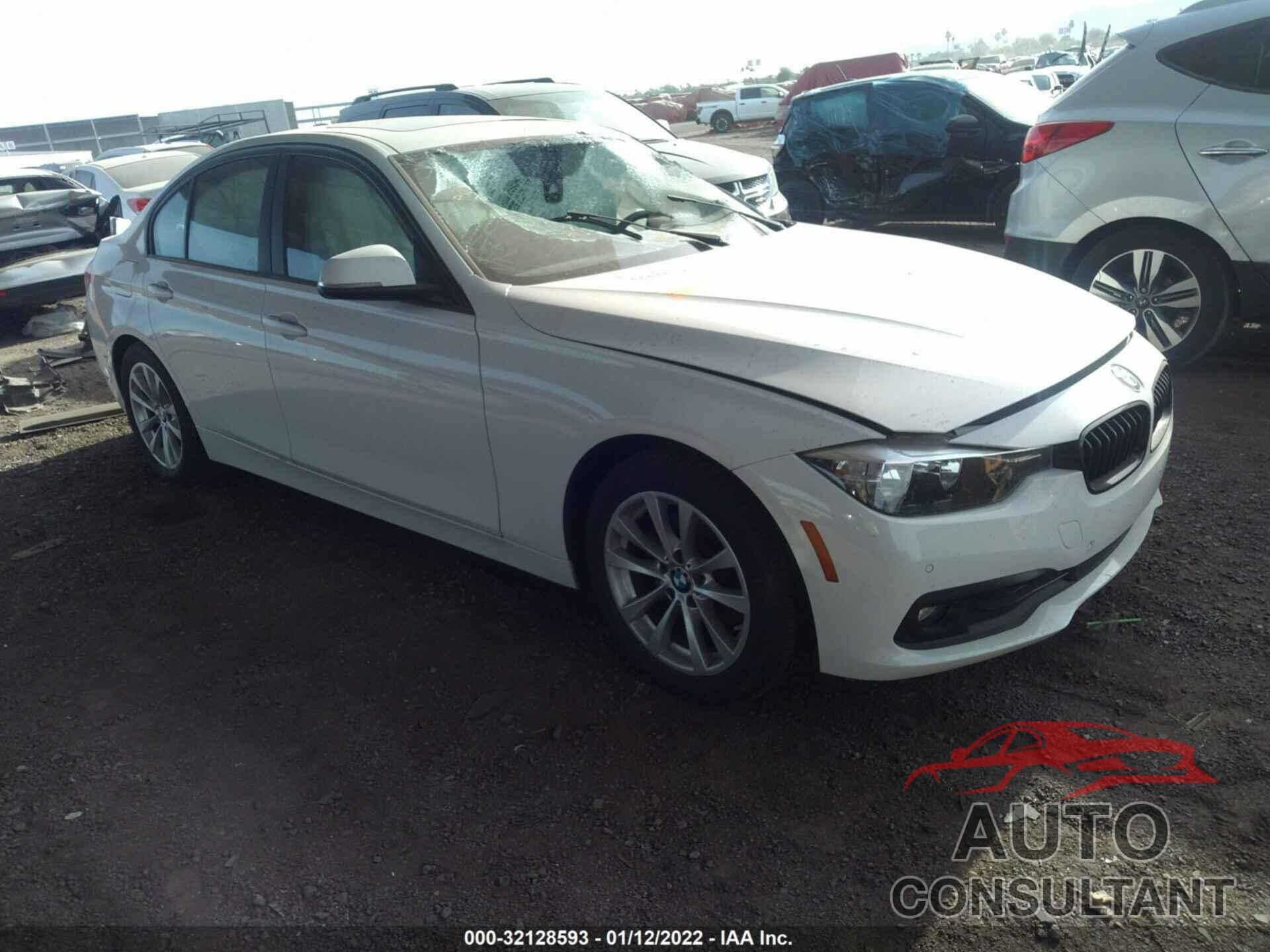 BMW 3 SERIES 2017 - WBA8E1G30HNU17009