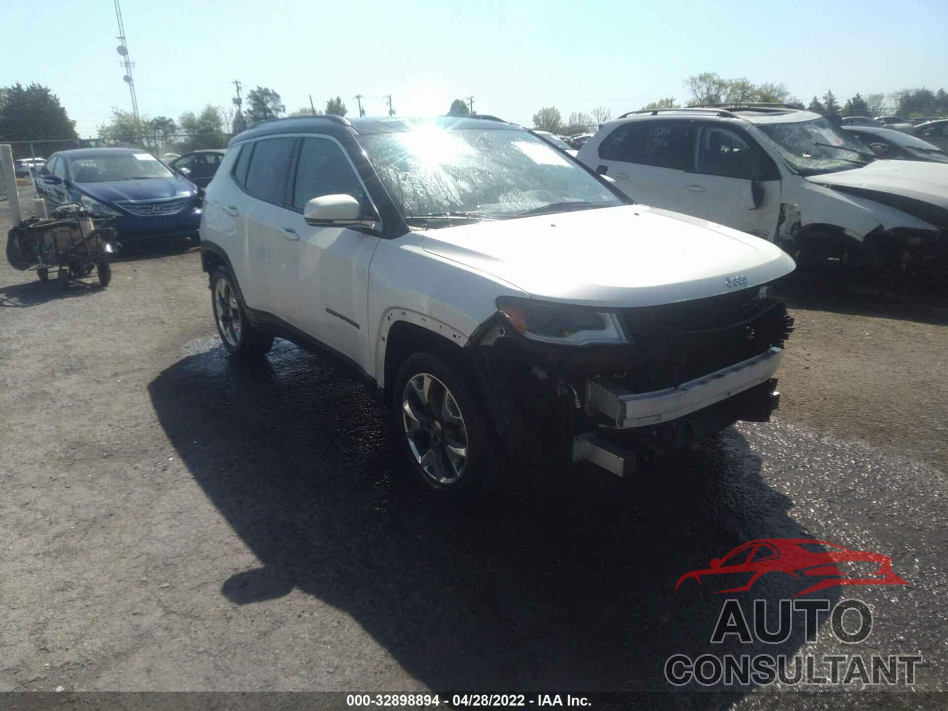JEEP COMPASS 2018 - 3C4NJDCB2JT100919