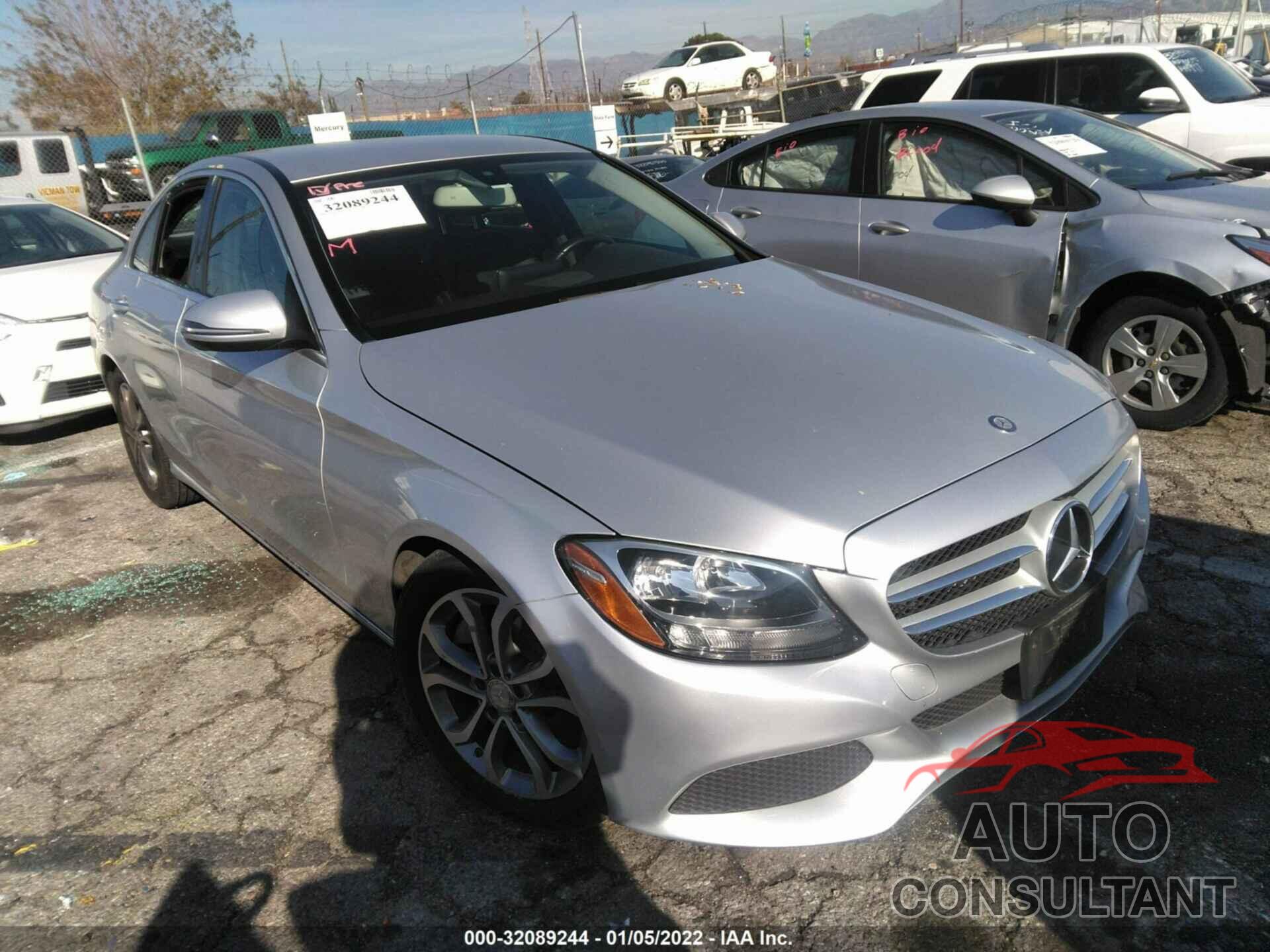 MERCEDES-BENZ C-CLASS 2016 - 55SWF4JB7GU172620