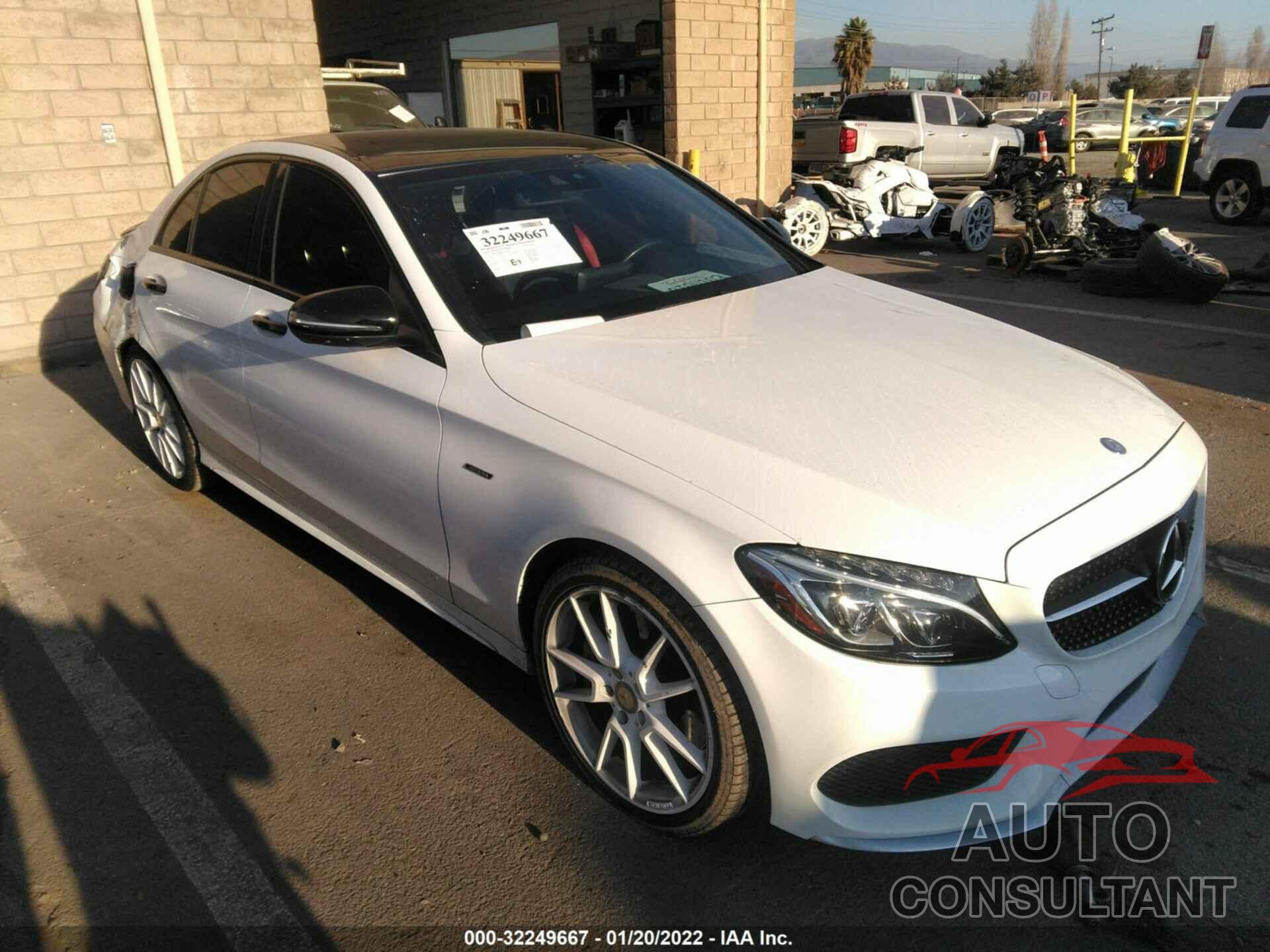 MERCEDES-BENZ C-CLASS 2016 - 55SWF6EB9GU121609