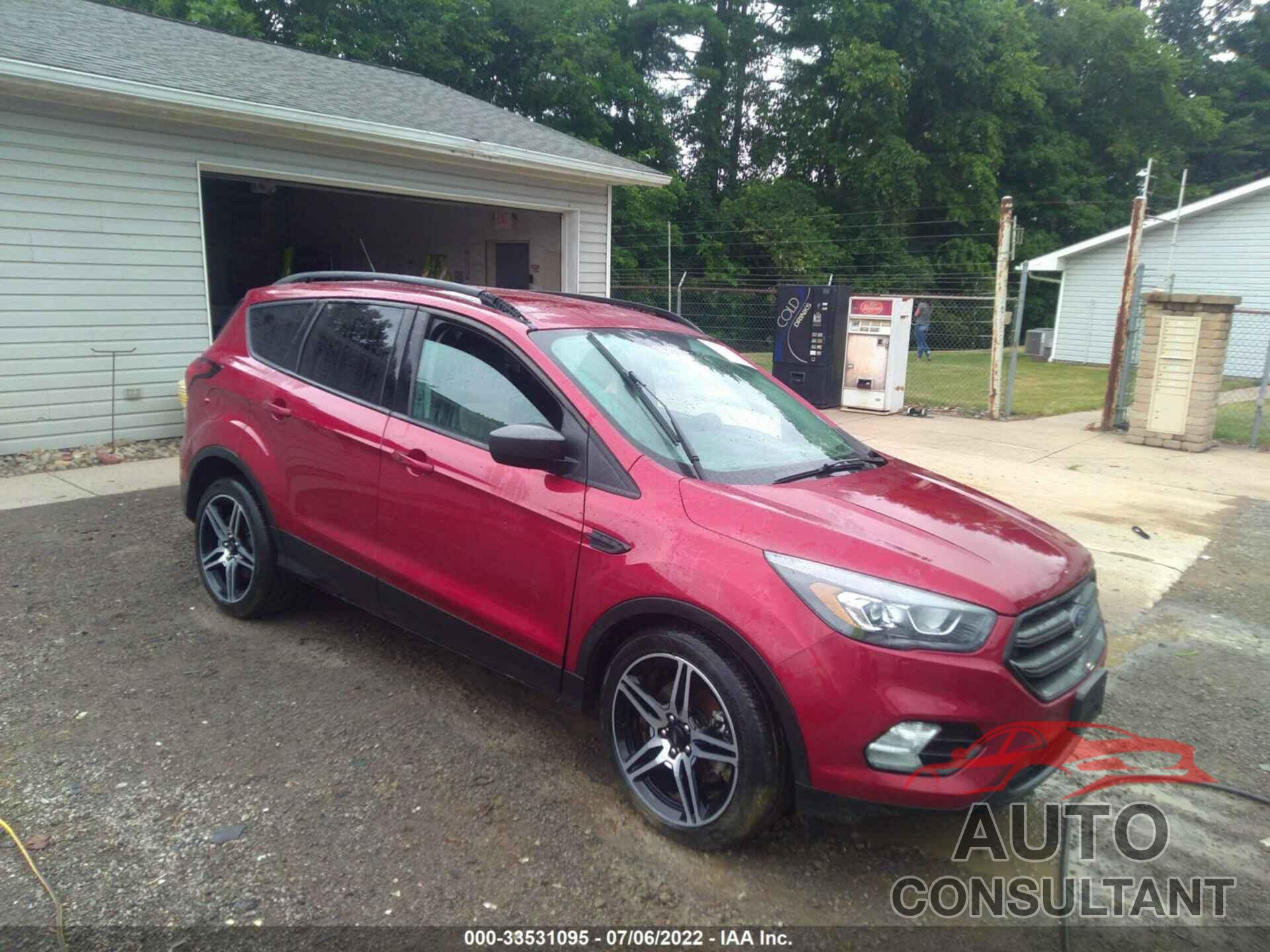 FORD ESCAPE 2019 - 1FMCU9HD5KUA94395