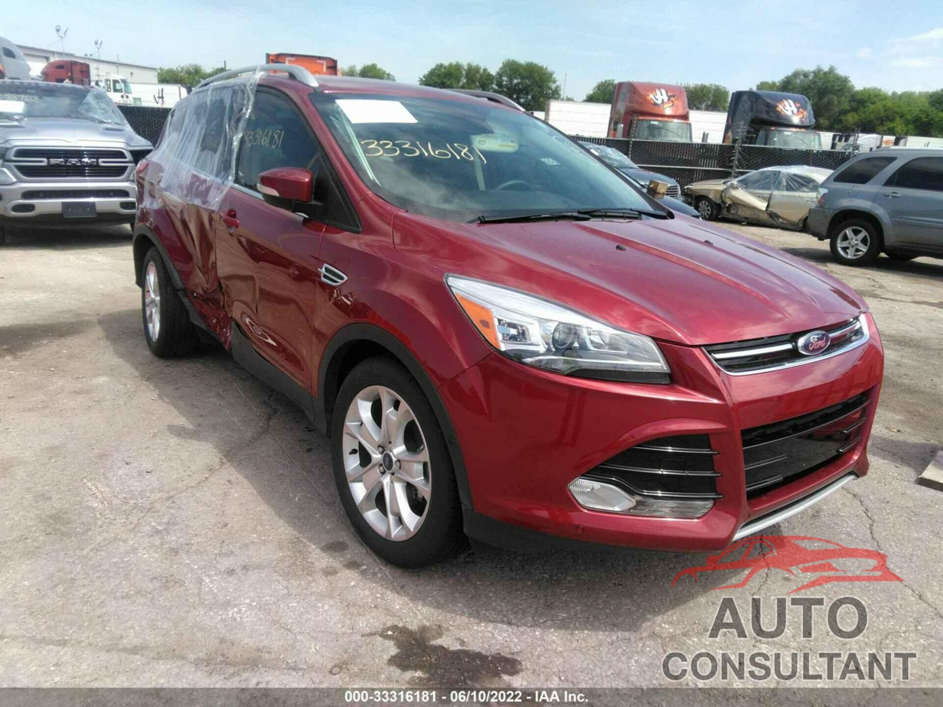FORD ESCAPE 2016 - 1FMCU0JX1GUC10926