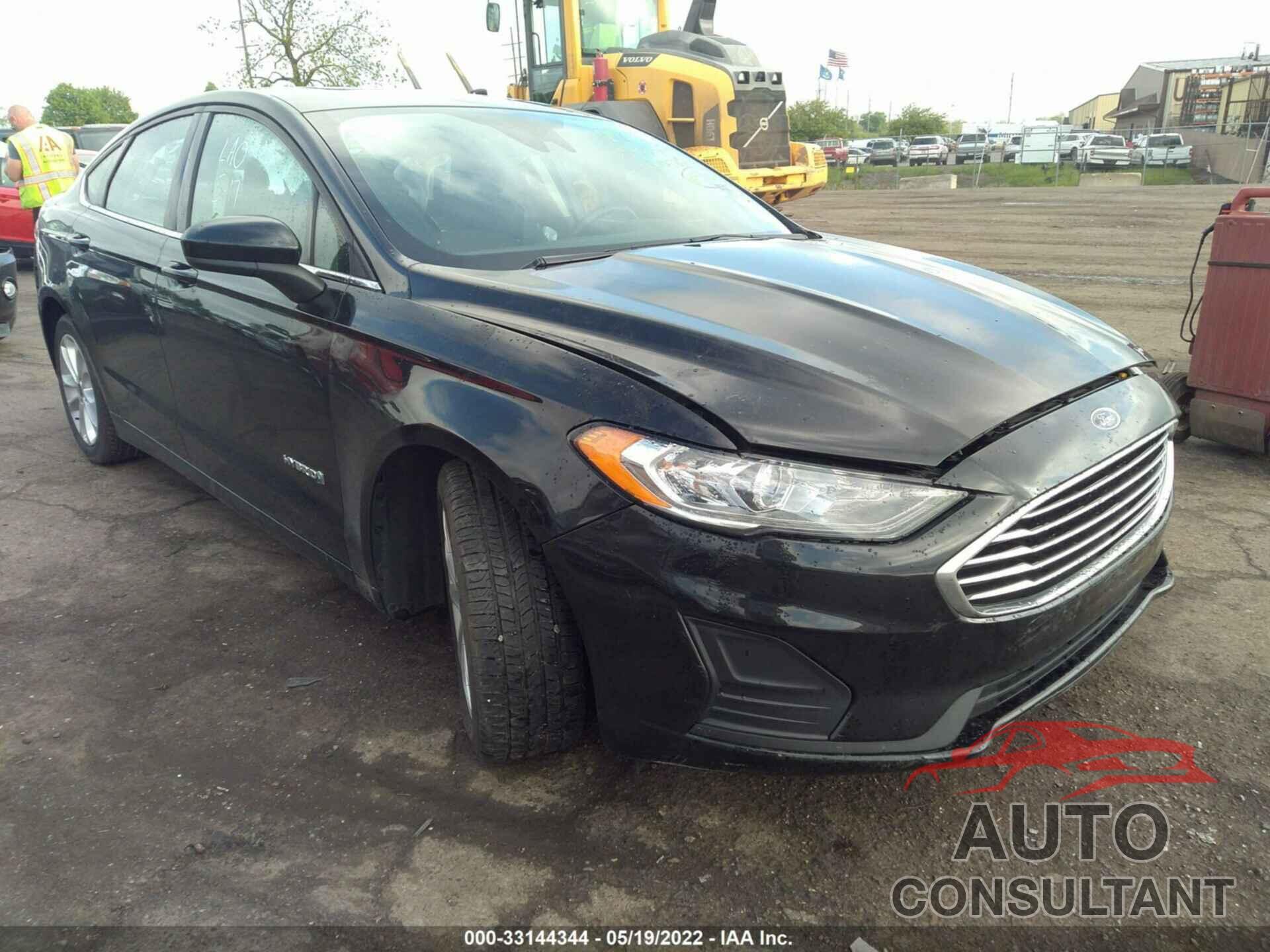 FORD FUSION HYBRID 2019 - 3FA6P0LU4KR129582