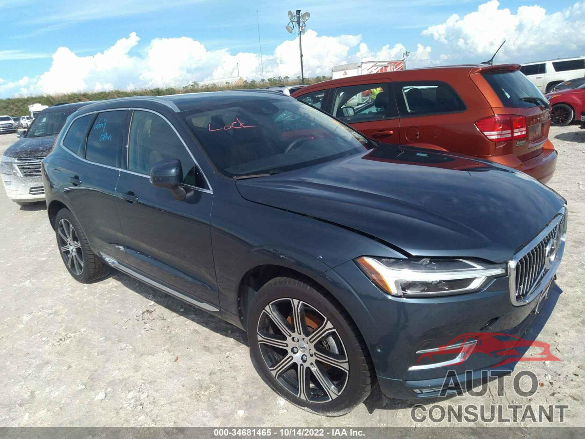 VOLVO XC60 2019 - LYV102RLXKB235315