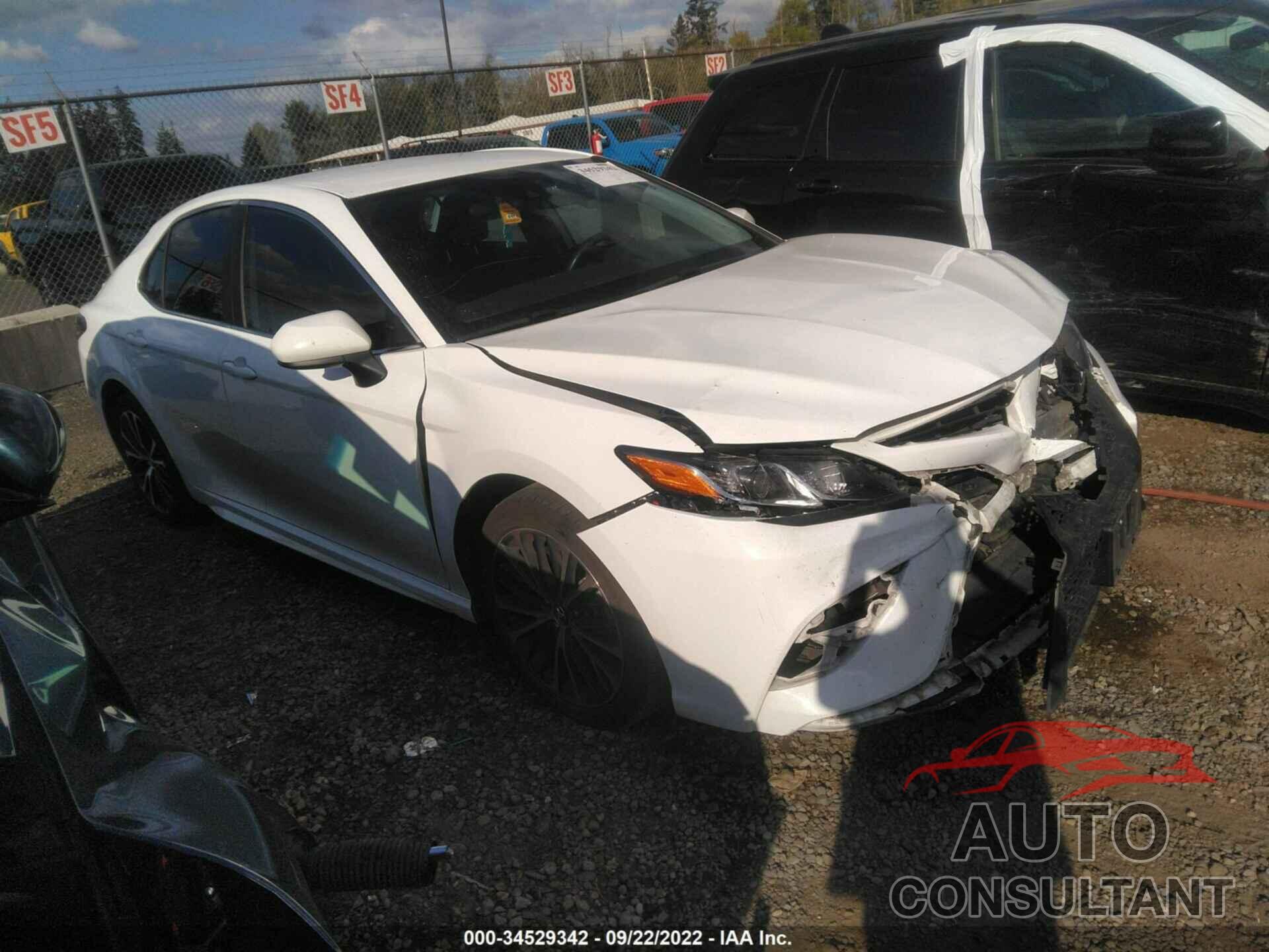 TOYOTA CAMRY 2019 - 4T1B11HK0KU235958