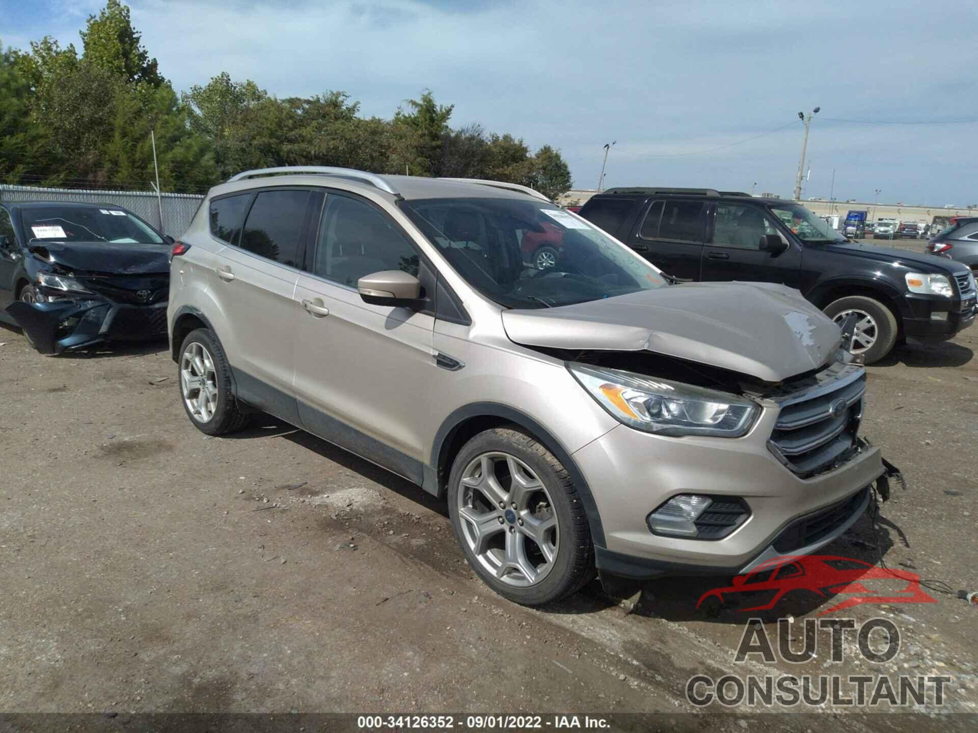 FORD ESCAPE 2017 - 1FMCU0JD2HUD04613