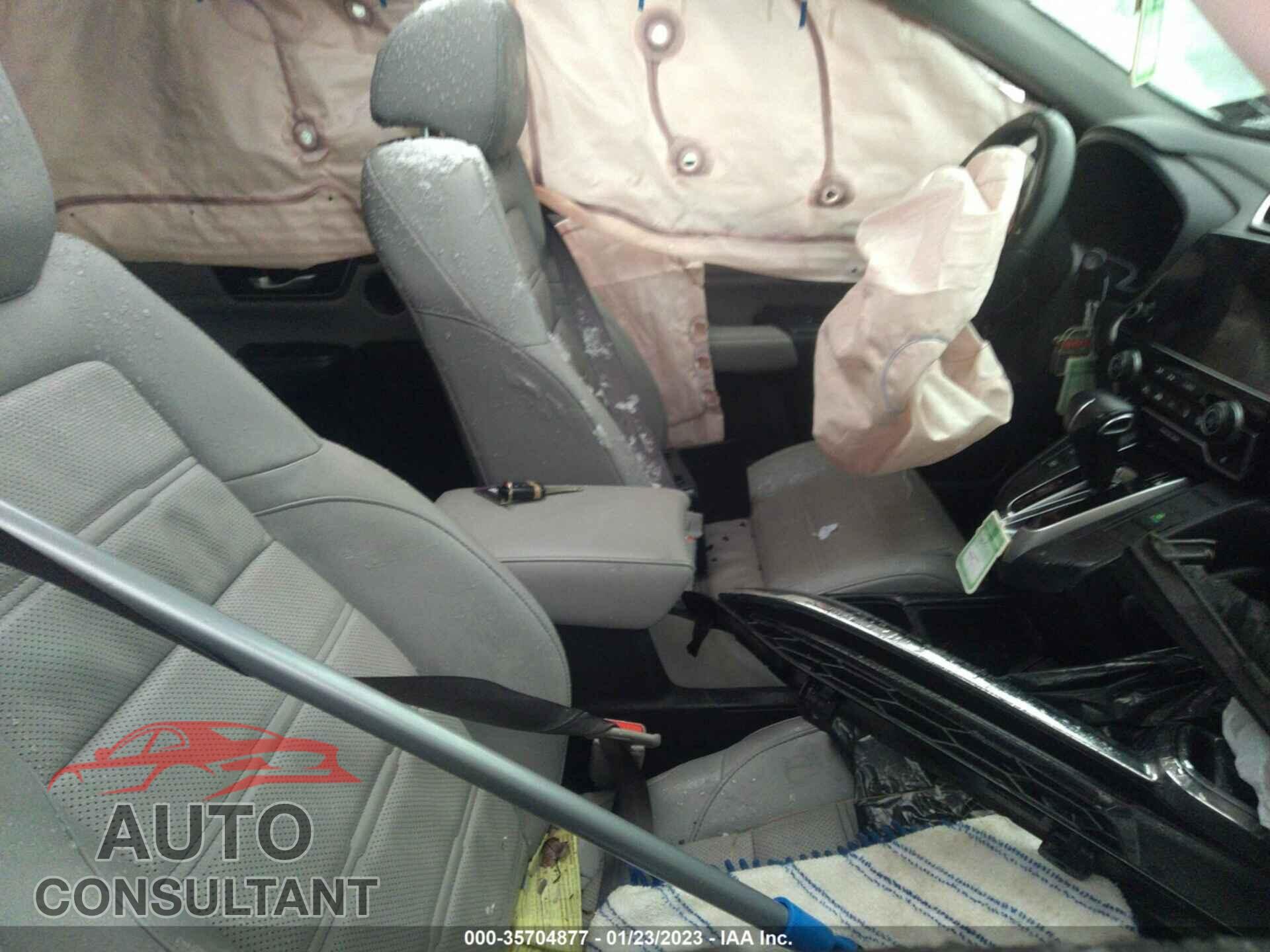 HONDA CR-V 2017 - 5J6RW2H88HL006838