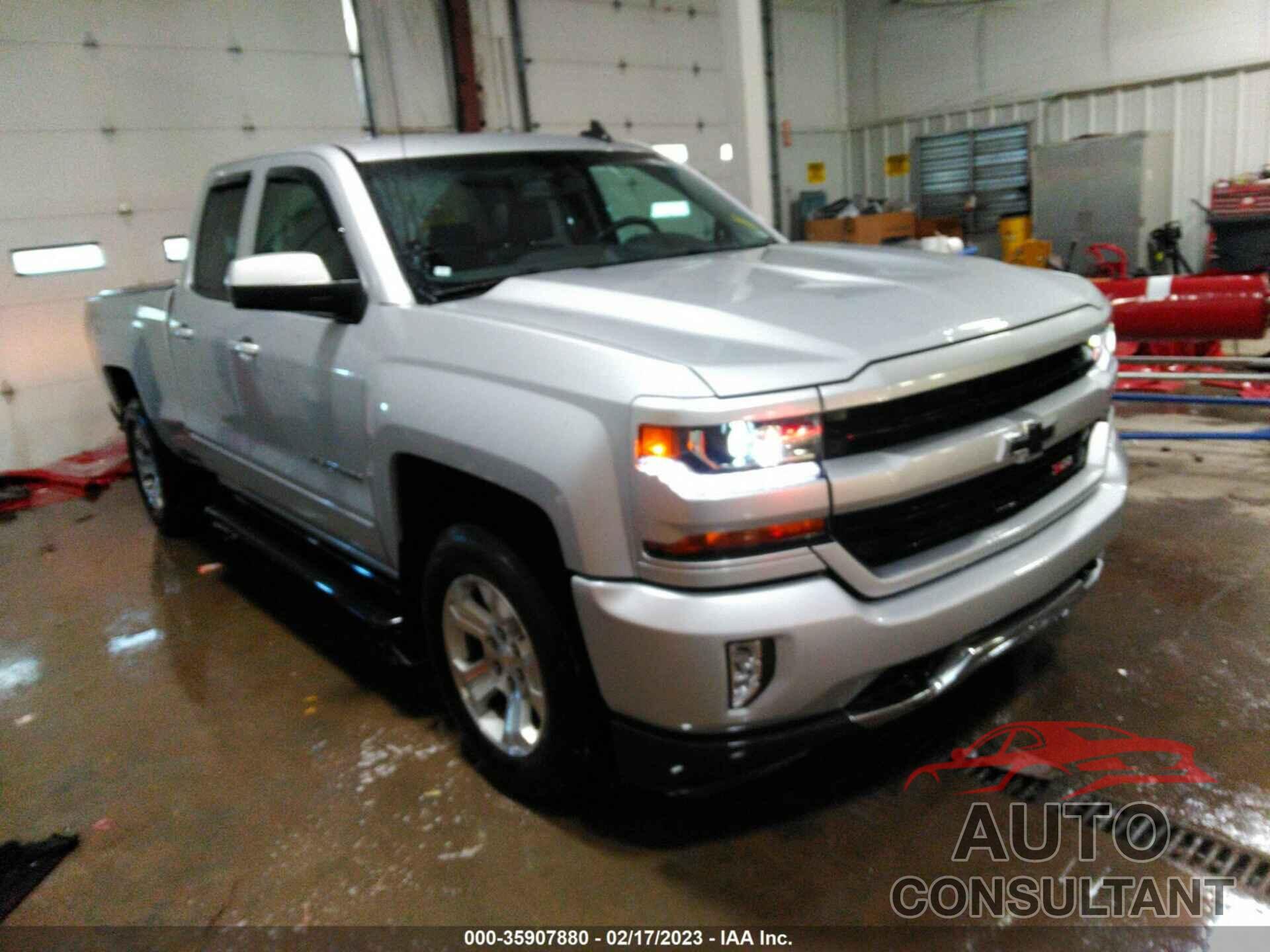 CHEVROLET SILVERADO 1500 2017 - 1GCVKREC6HZ327596