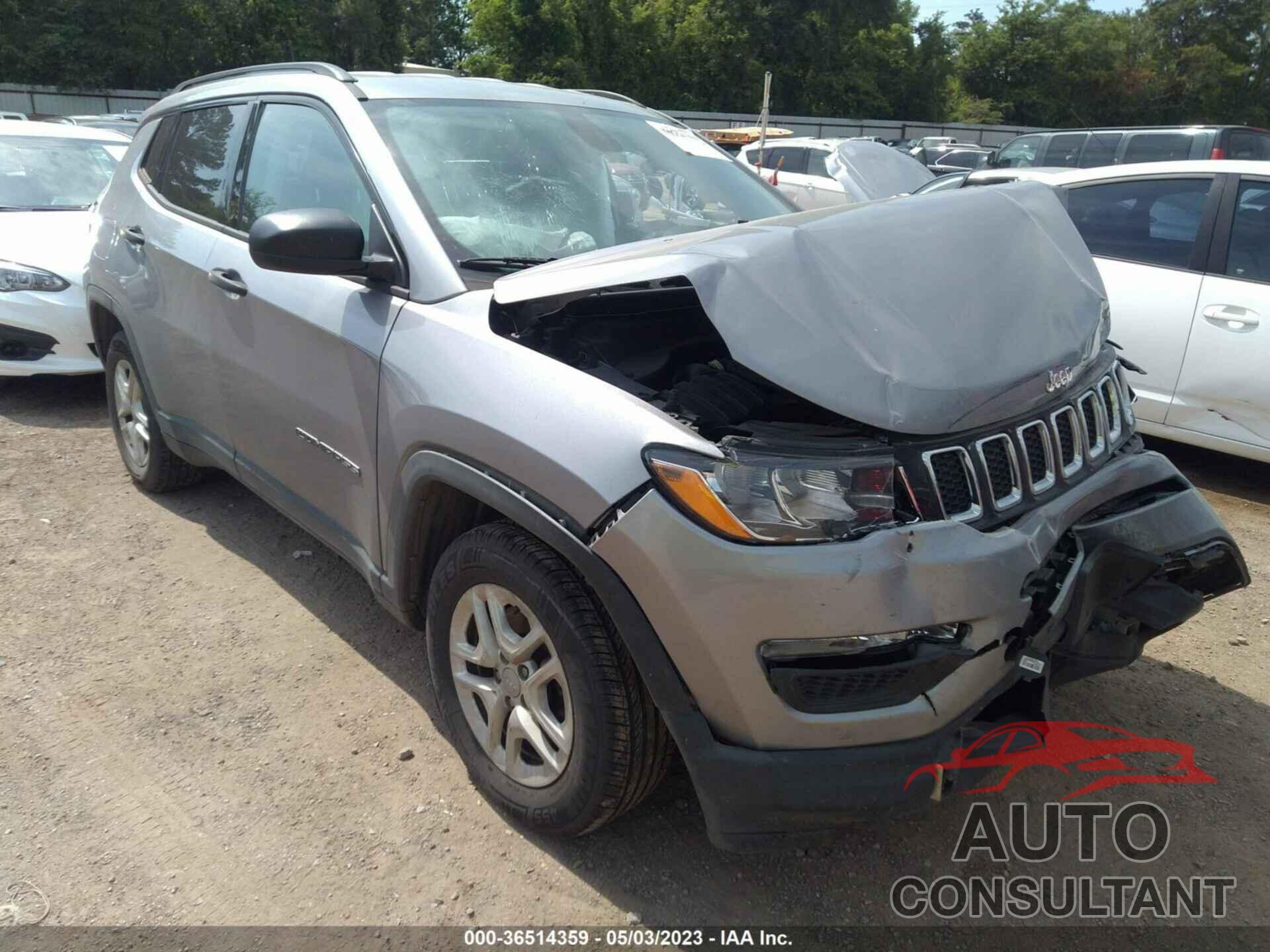 JEEP COMPASS 2018 - 3C4NJCAB7JT102369