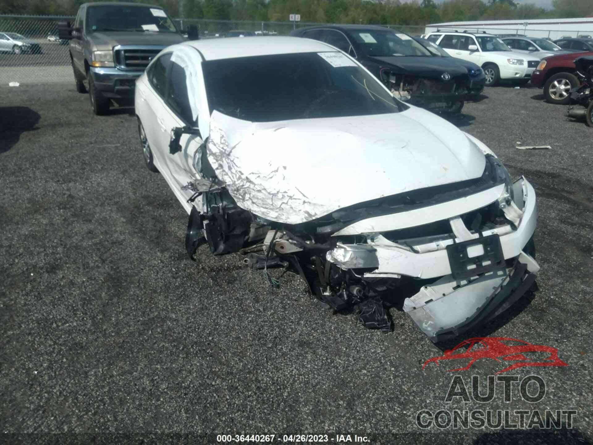 HONDA CIVIC 2018 - 2HGFC2F59JH564177