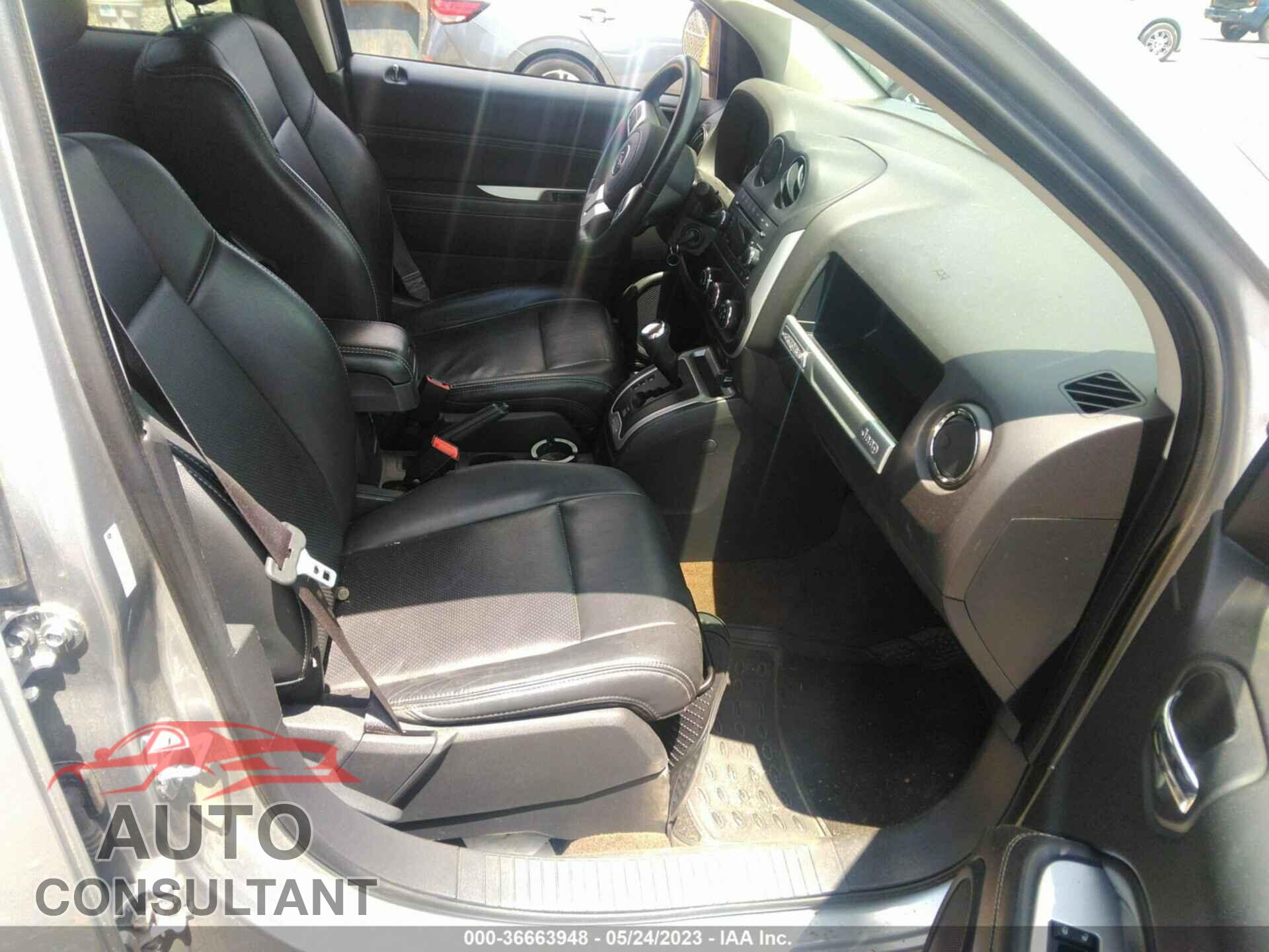 JEEP COMPASS 2015 - 1C4NJCEA5FD111103
