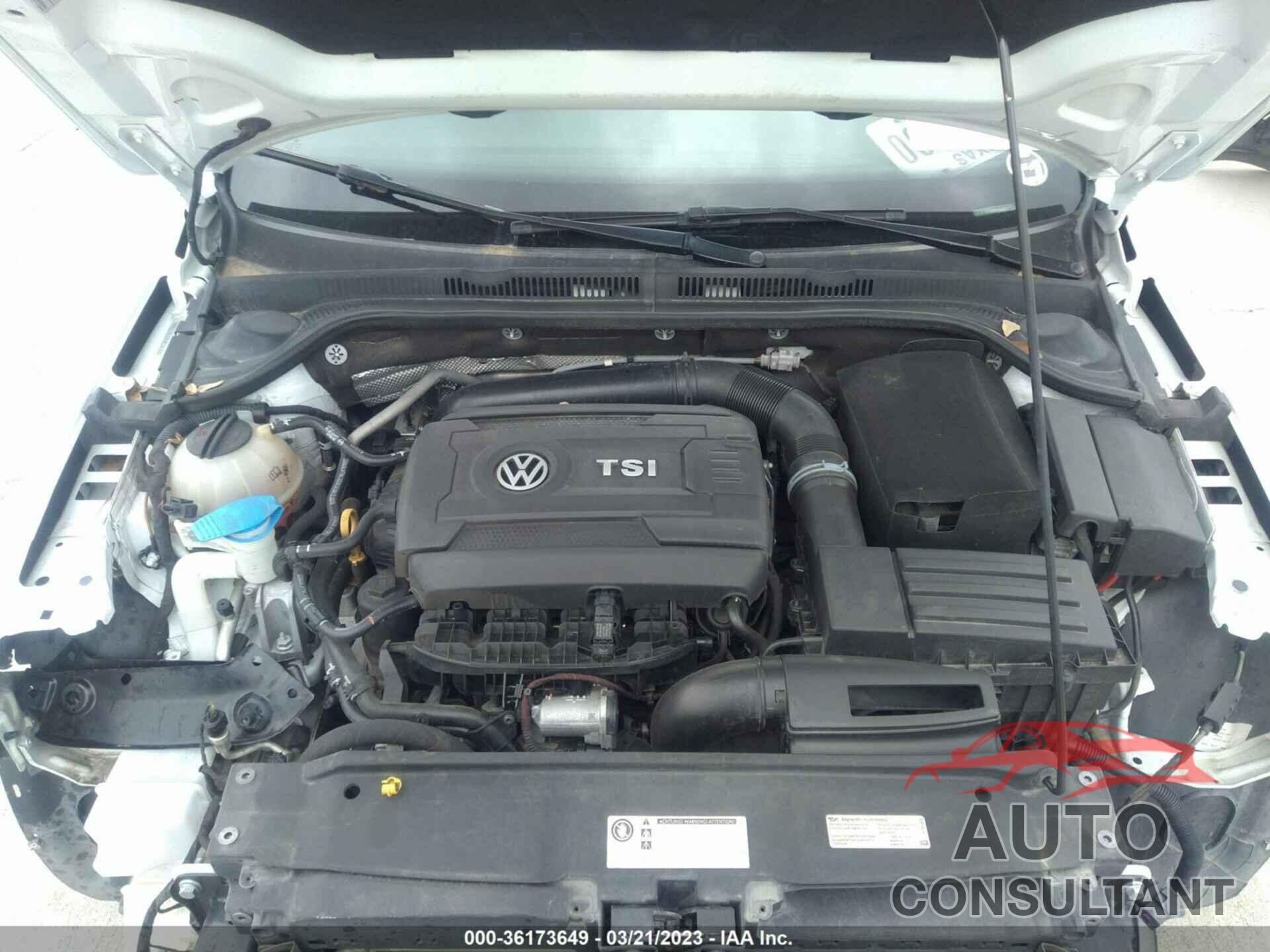 VOLKSWAGEN JETTA SEDAN 2015 - 3VW4S7AJ3FM334327