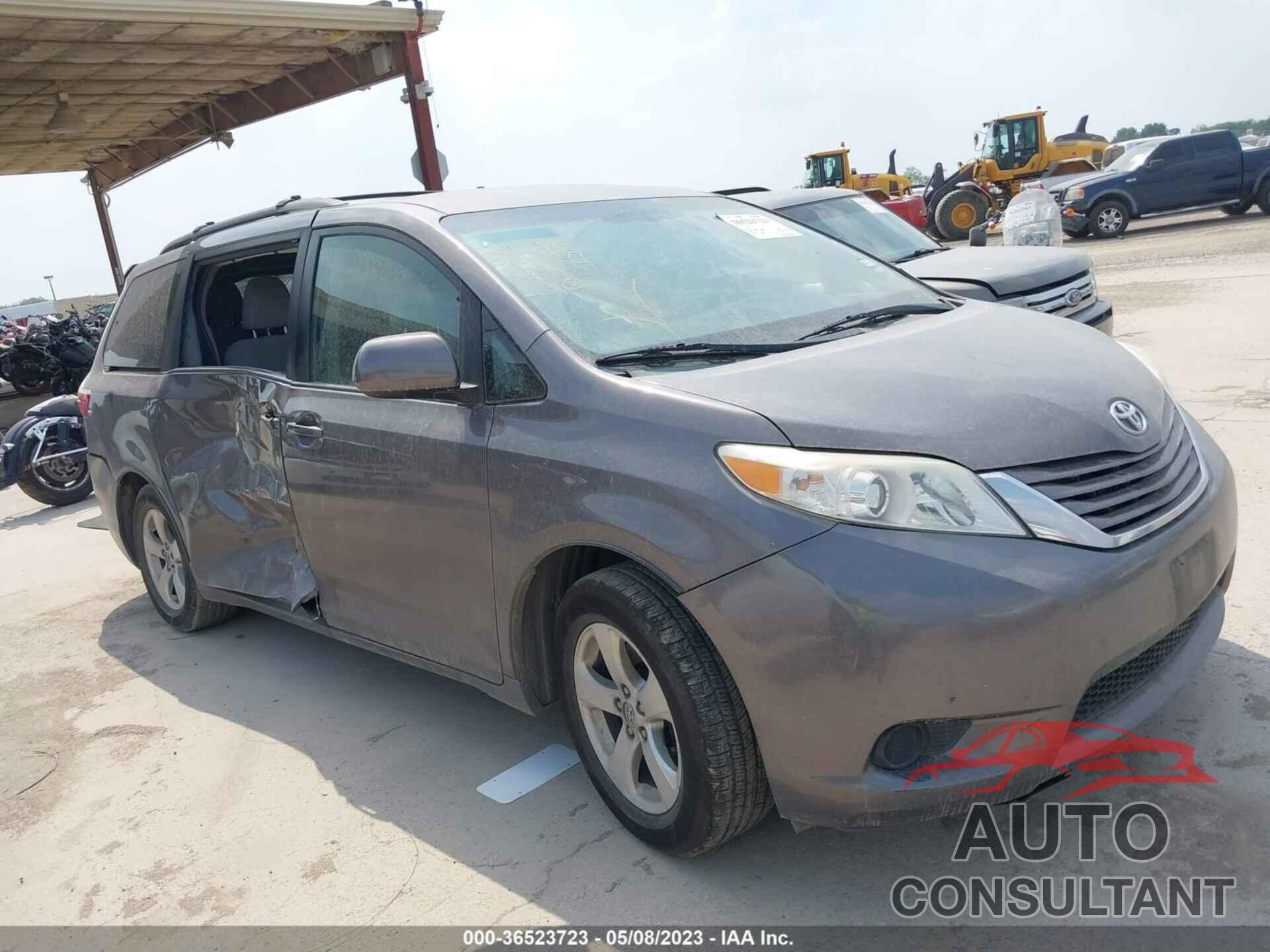 TOYOTA SIENNA 2015 - 5TDKK3DC9FS528974