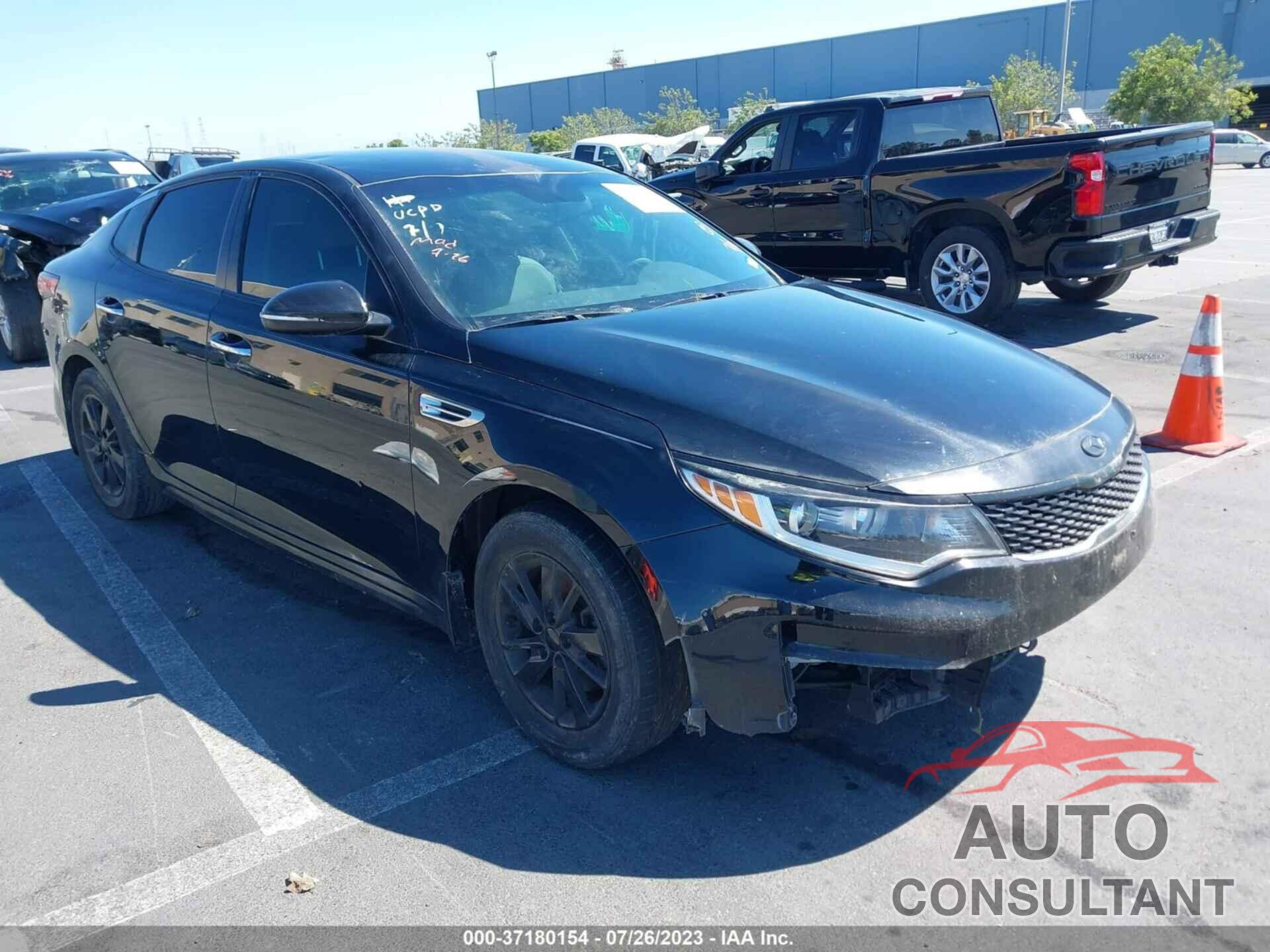 KIA OPTIMA 2017 - 5XXGT4L38HG129472