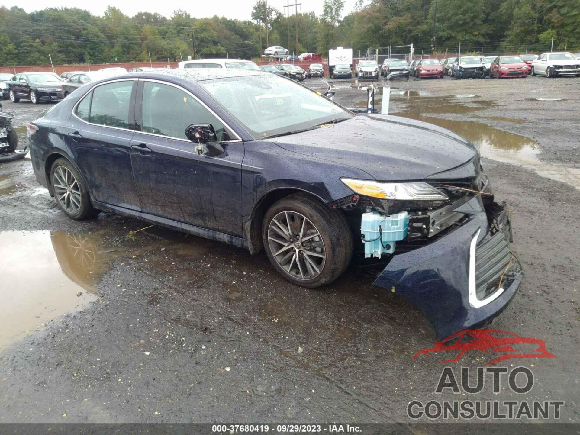 TOYOTA CAMRY 2021 - 4T1F11BK7MU021322