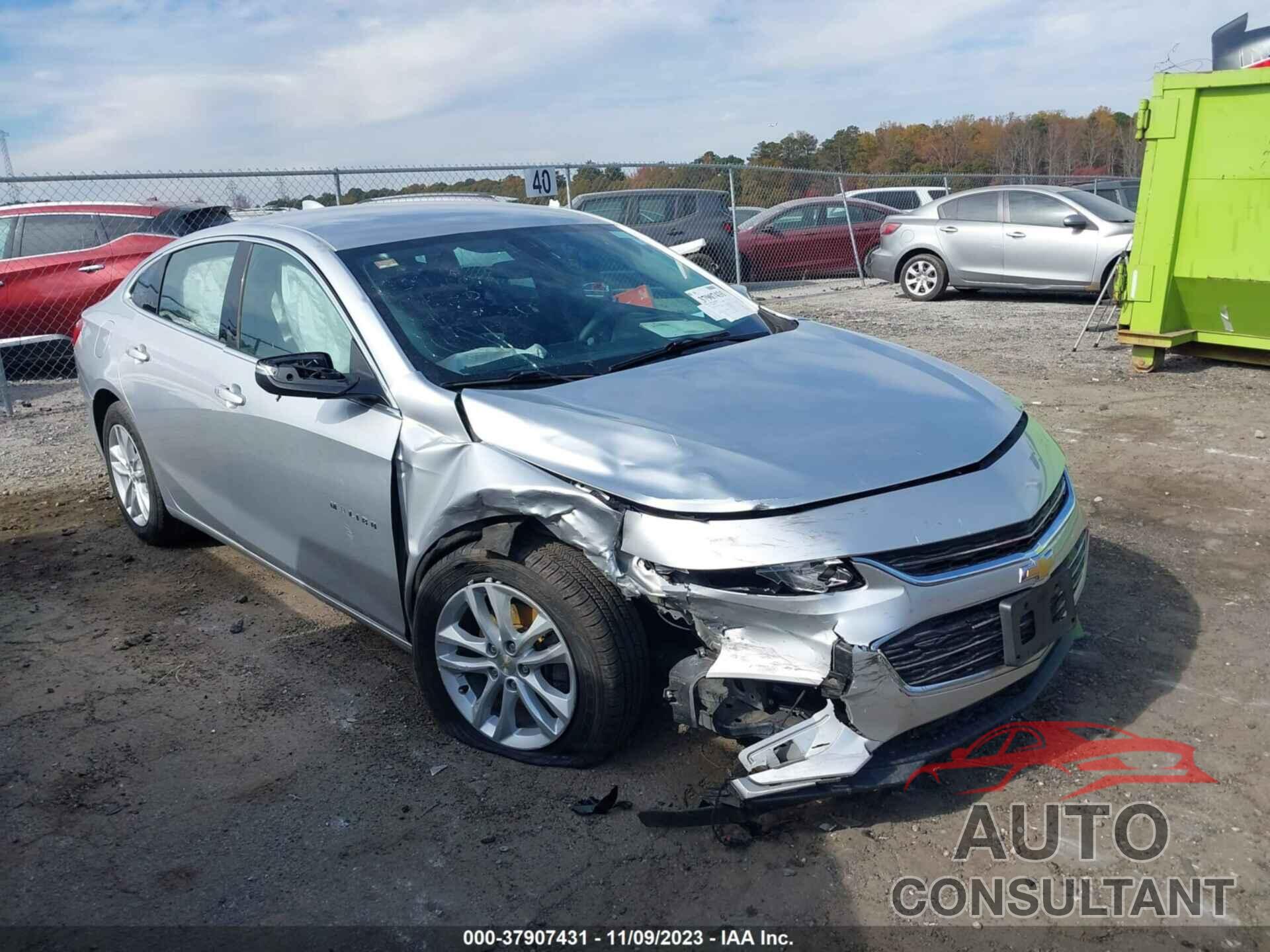 CHEVROLET MALIBU 2018 - 1G1ZD5ST4JF134517