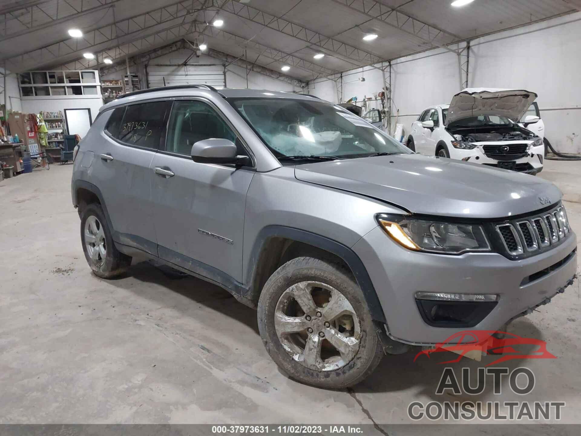 JEEP COMPASS 2018 - 3C4NJDBB9JT481251