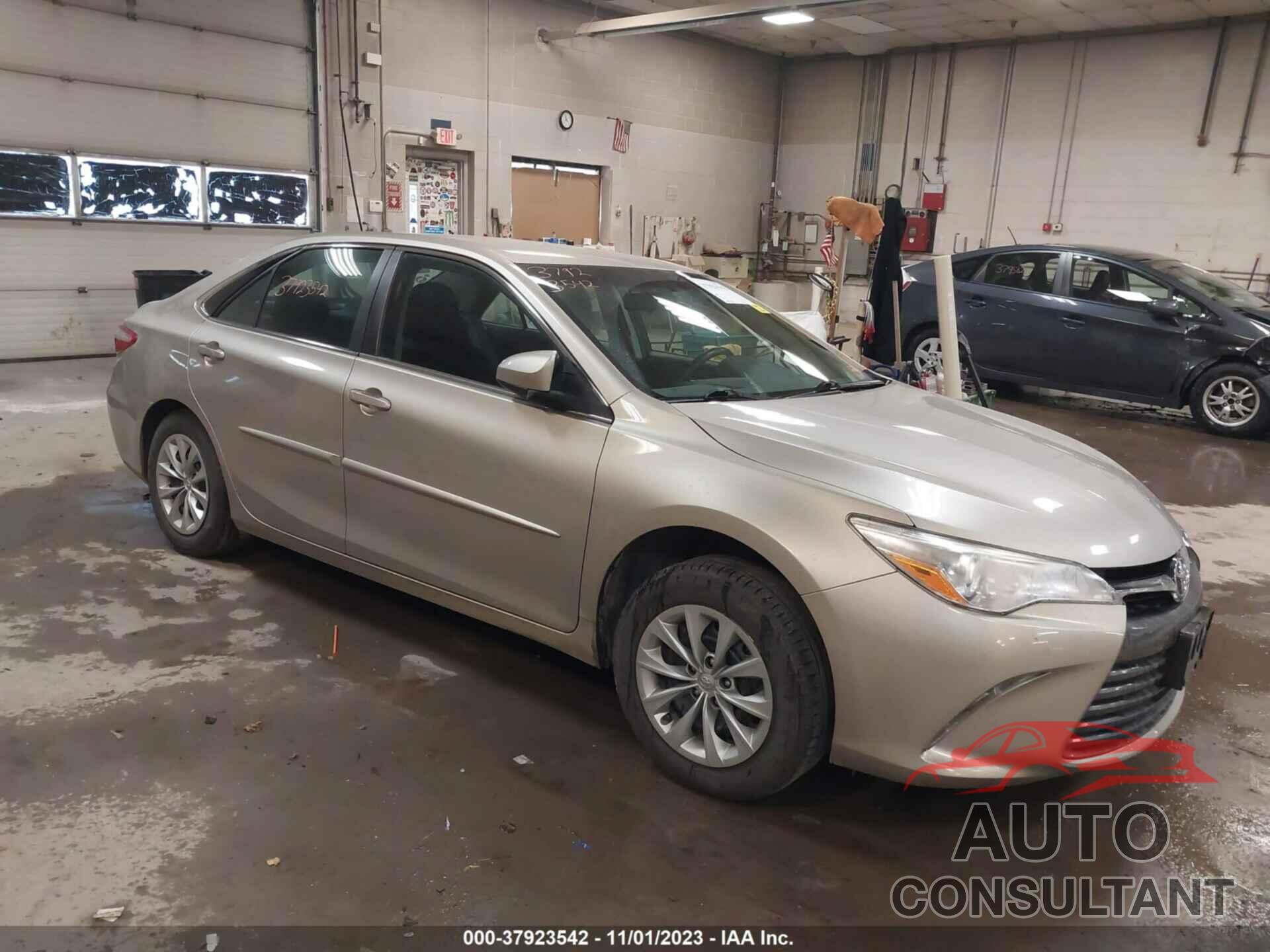 TOYOTA CAMRY 2017 - 4T1BF1FK0HU287054