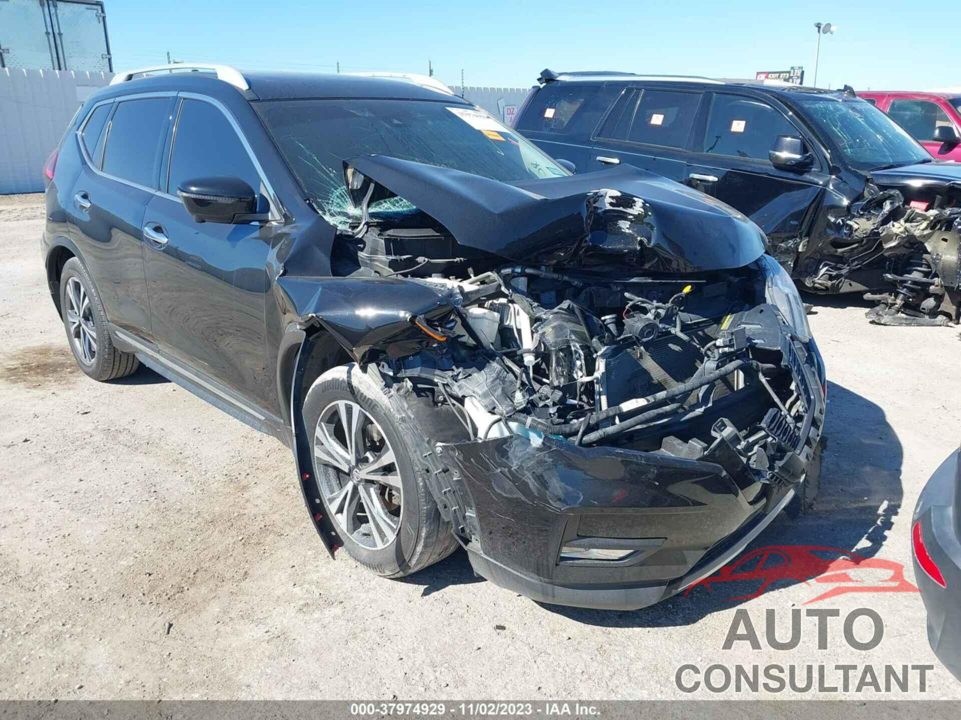 NISSAN ROGUE 2017 - 5N1AT2MT2HC750713