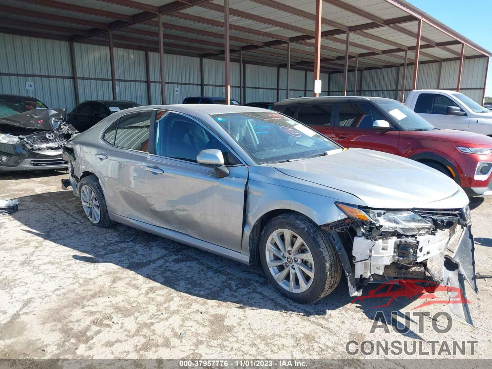TOYOTA CAMRY 2023 - 4T1C11AK0PU110674