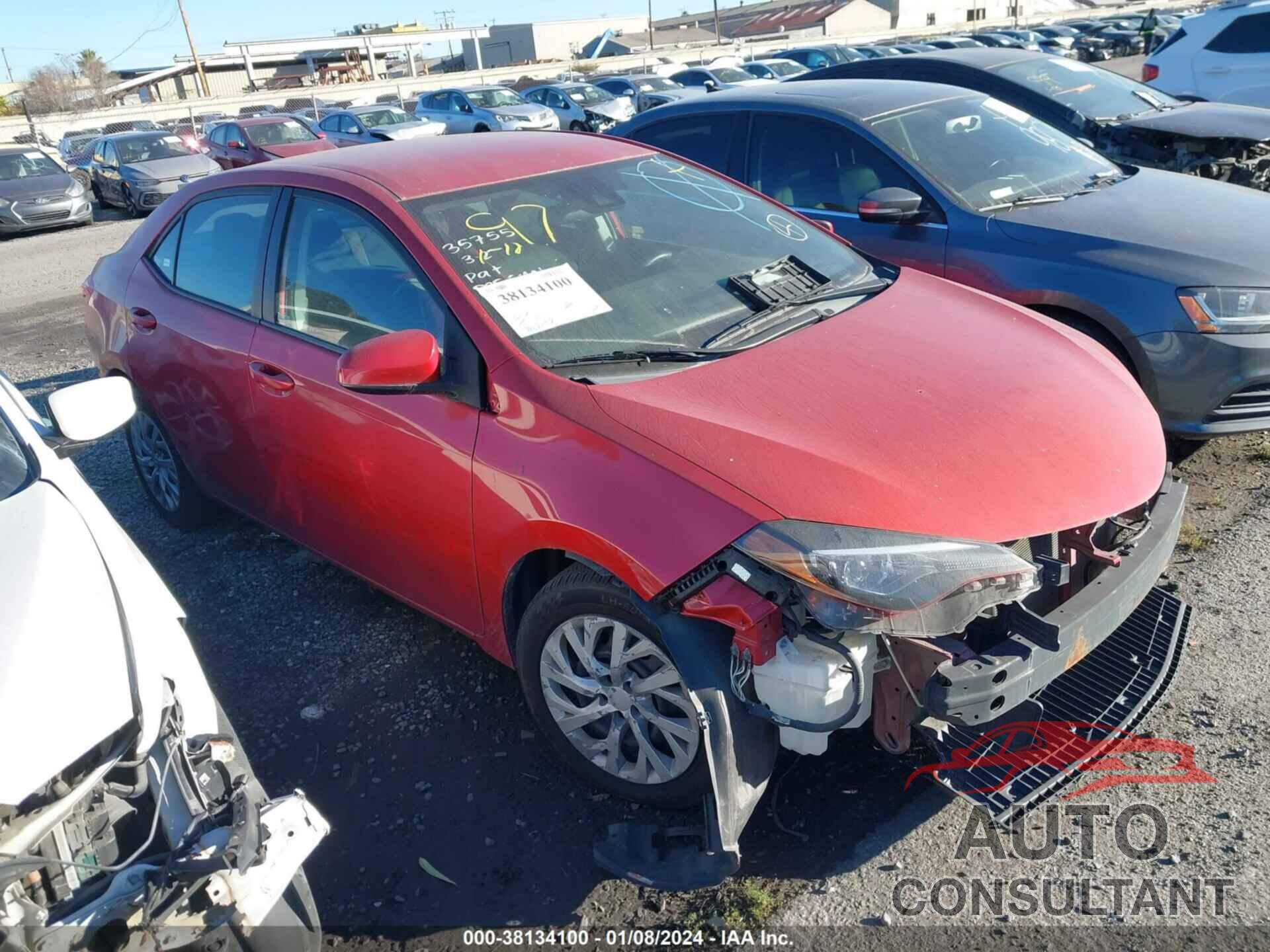 TOYOTA COROLLA 2018 - 5YFBURHE4JP743446