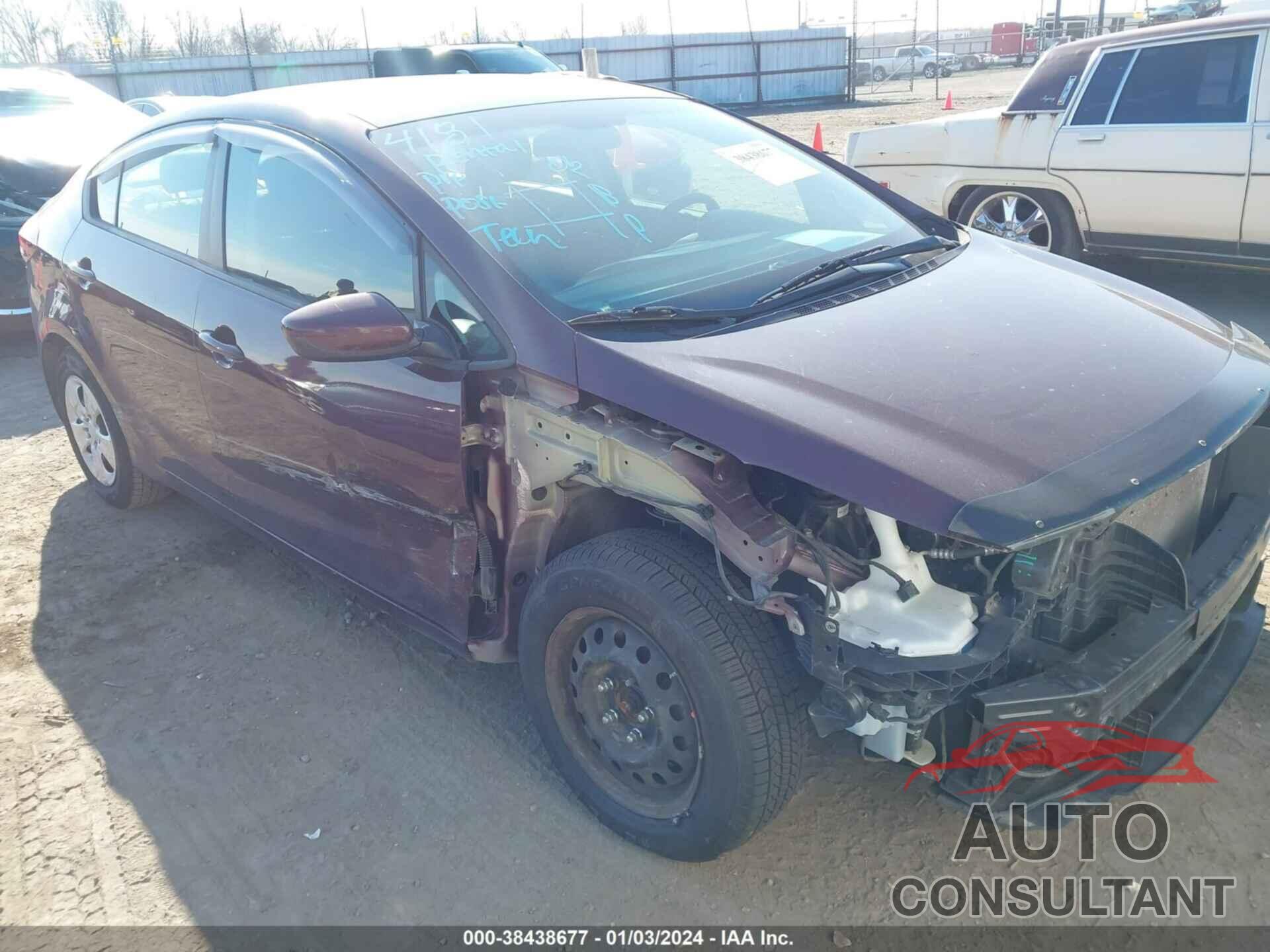 KIA FORTE 2018 - 3KPFK4A71JE204208