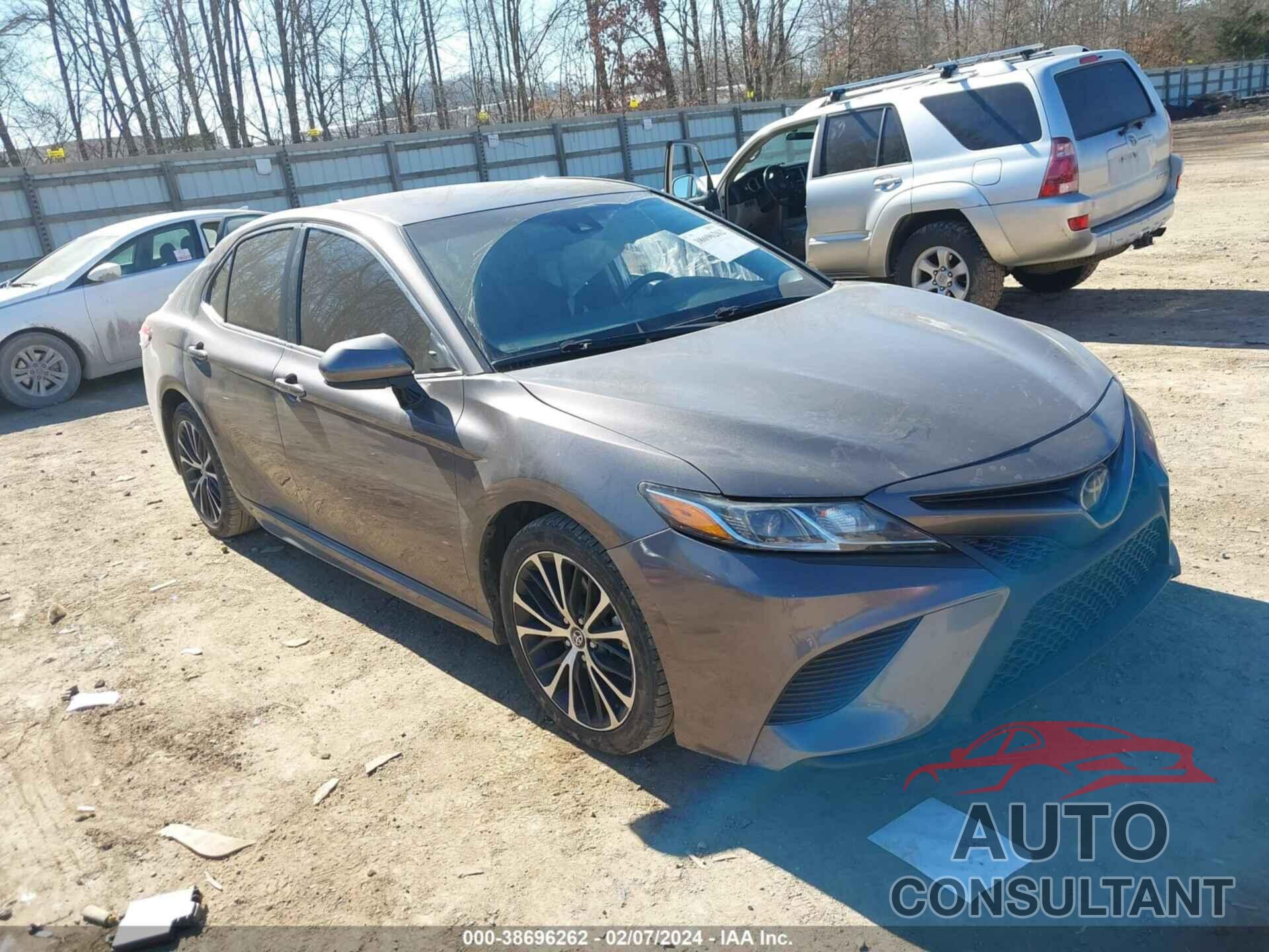 TOYOTA CAMRY 2020 - 4T1G11AK2LU931576