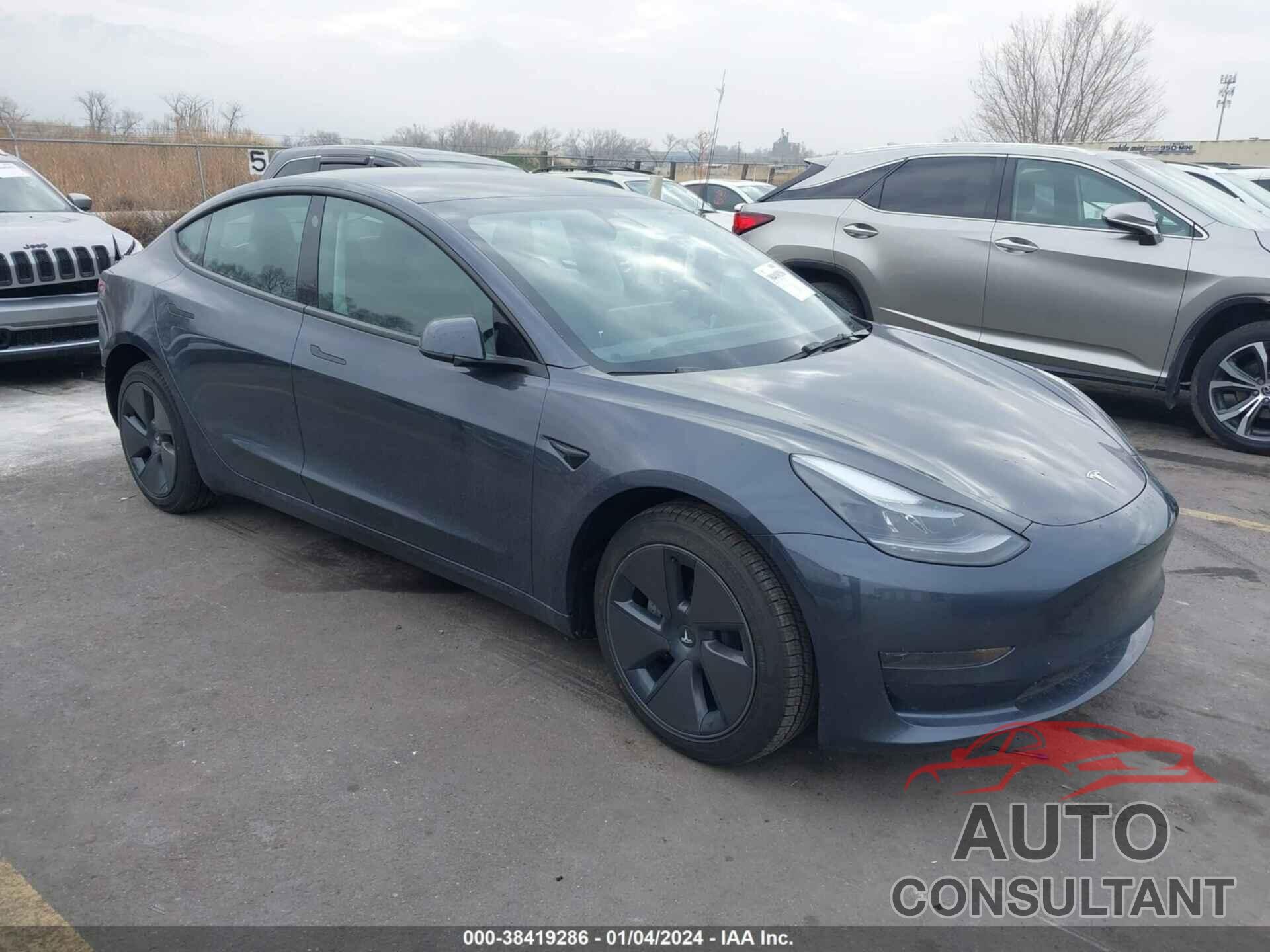 TESLA MODEL 3 2023 - 5YJ3E1EA3PF616339