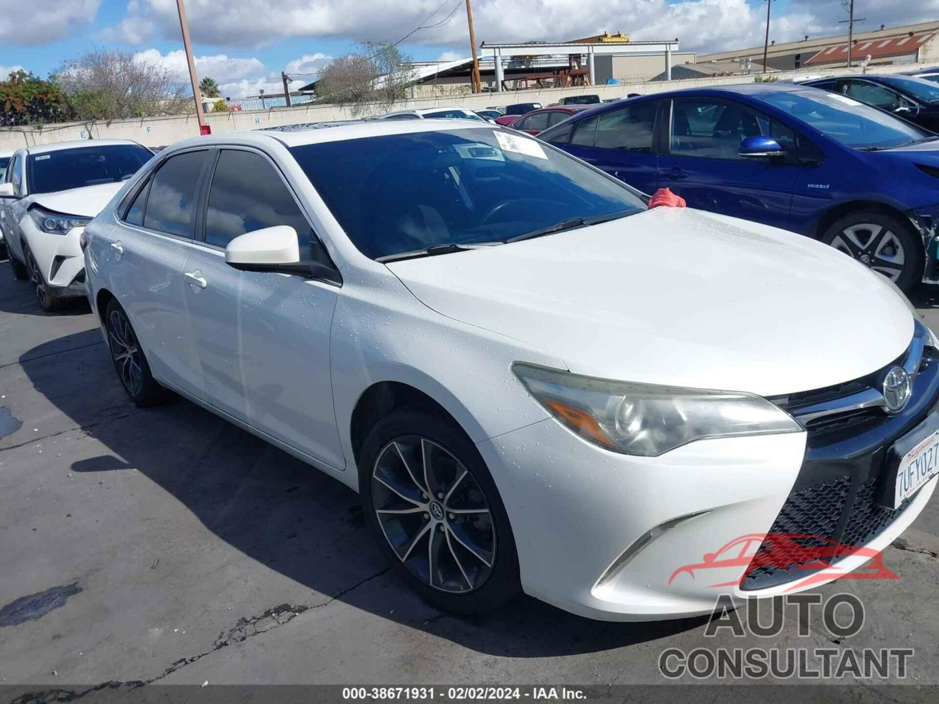 TOYOTA CAMRY 2016 - 4T1BF1FK6GU219498