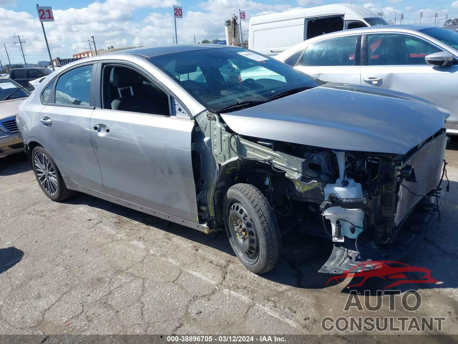 KIA FORTE 2024 - 3KPF54AD9RE692963