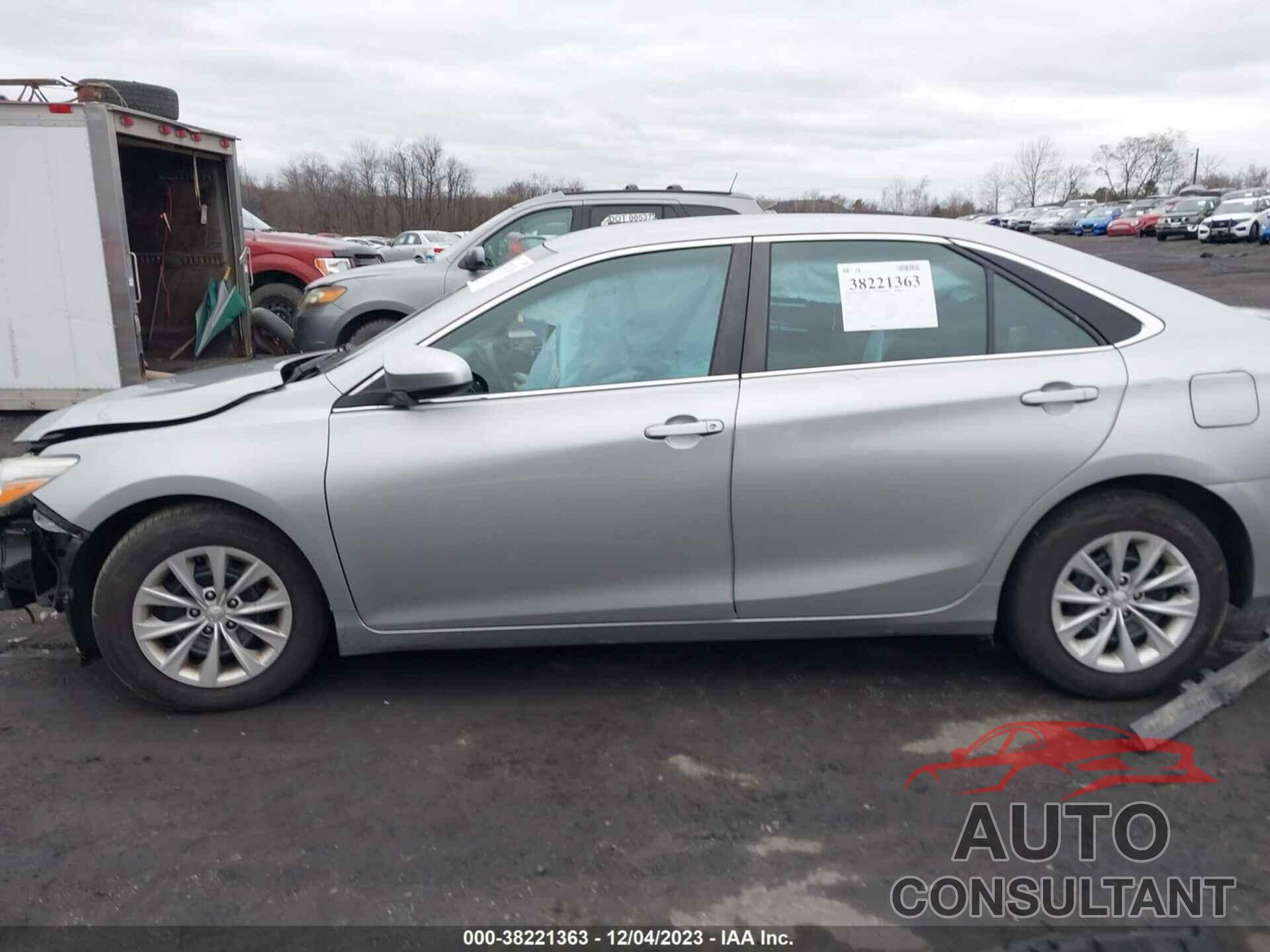 TOYOTA CAMRY 2016 - 4T4BF1FK1GR549927