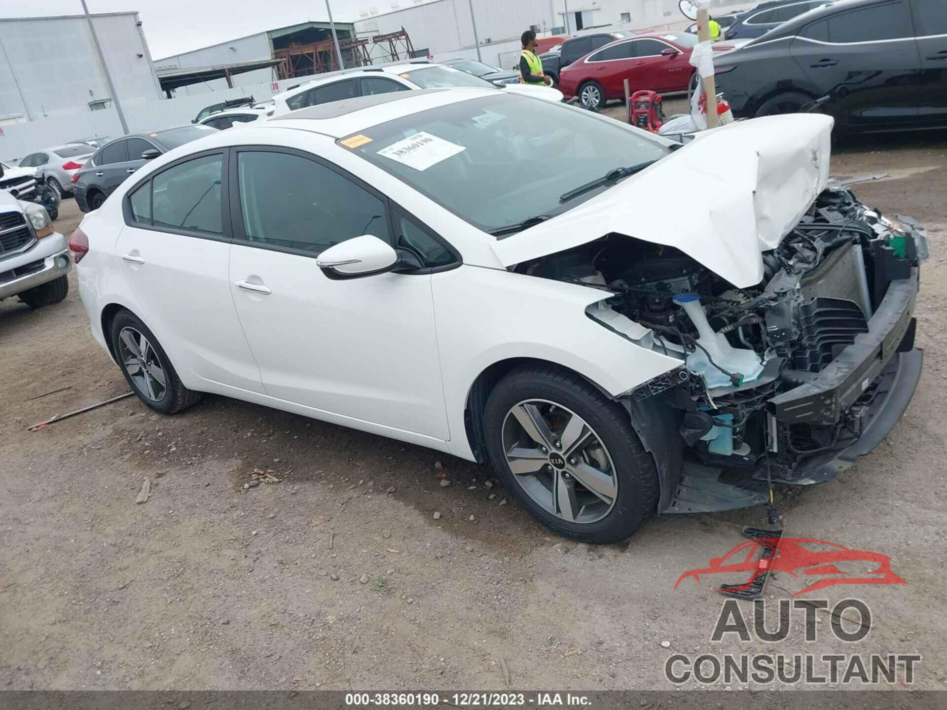 KIA FORTE 2018 - 3KPFL4A73JE224599