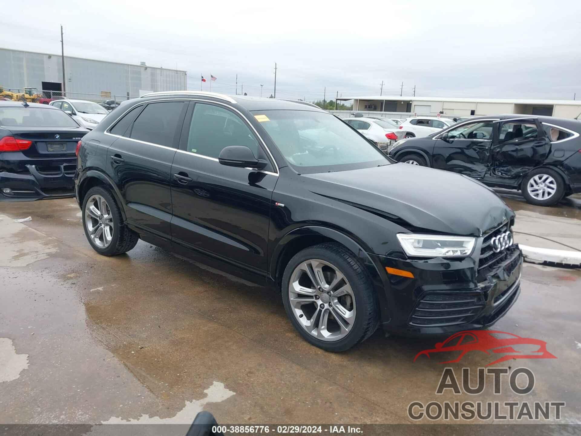 AUDI Q3 2018 - WA1HCCFS2JR002411