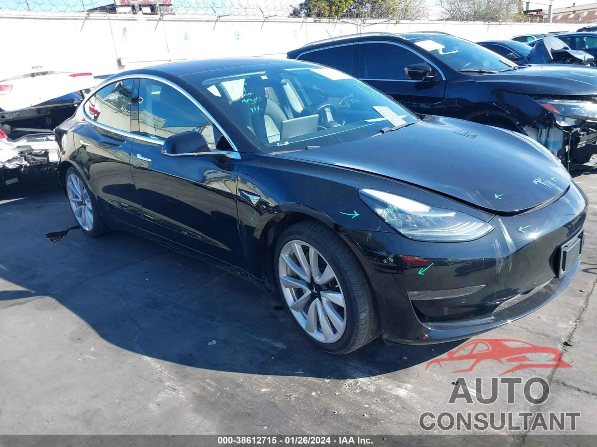 TESLA MODEL 3 2018 - 5YJ3E1EA0JF010763