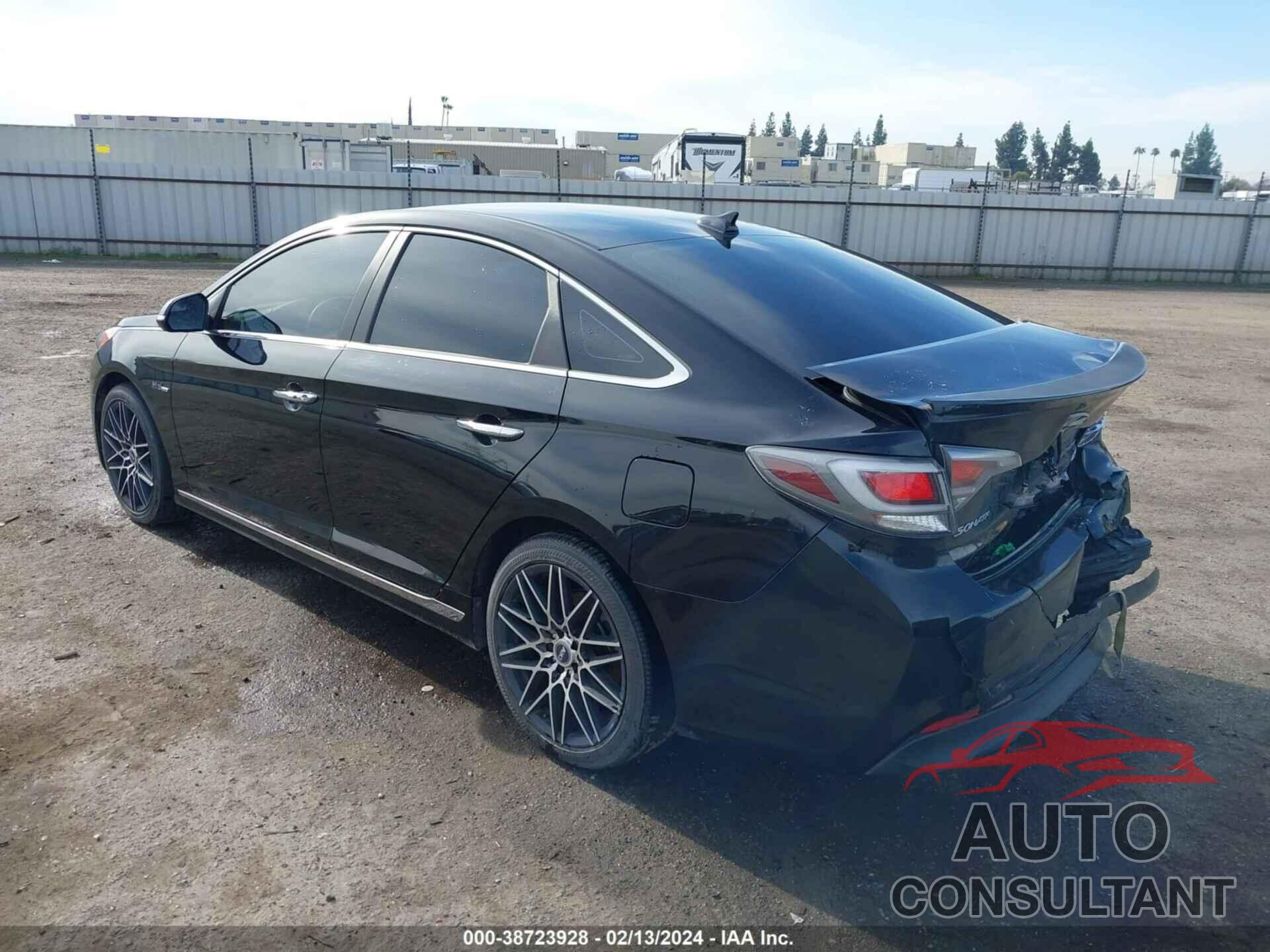 HYUNDAI SONATA HYBRID 2017 - KMHE24L11HA051472