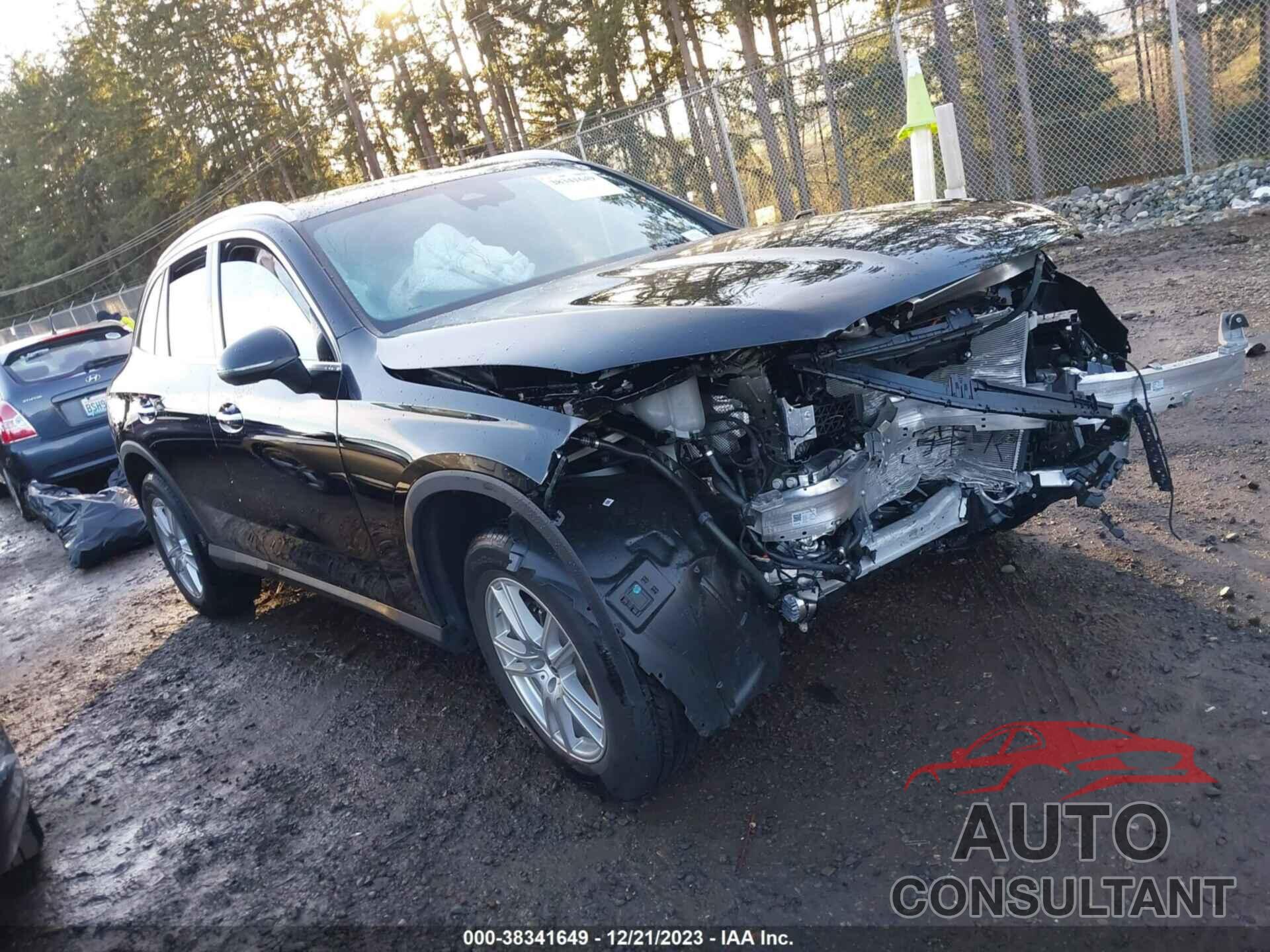 MERCEDES-BENZ GLC300 2023 - W1NKM48B9PU029356