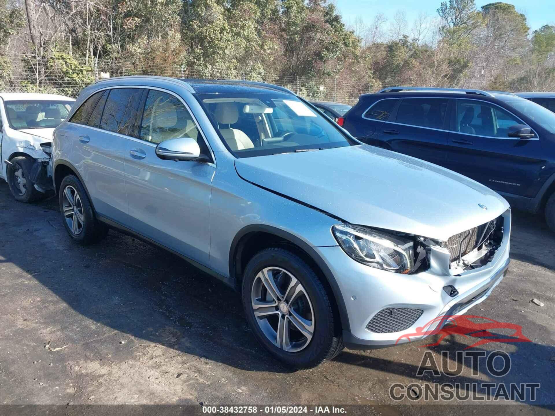 MERCEDES-BENZ GLC 300 2017 - WDC0G4JB6HF135103