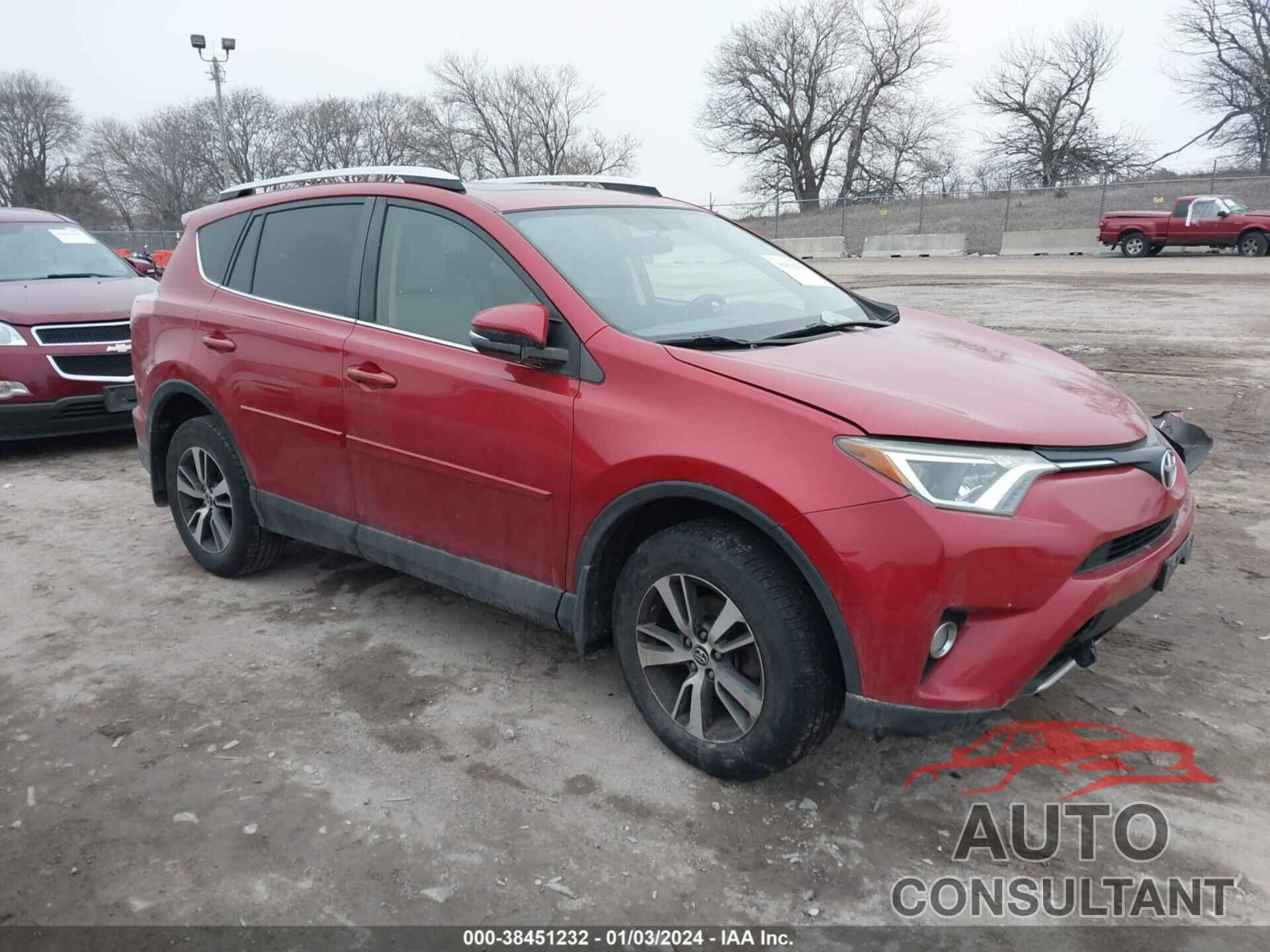 TOYOTA RAV4 2016 - JTMRFREV4GJ101772