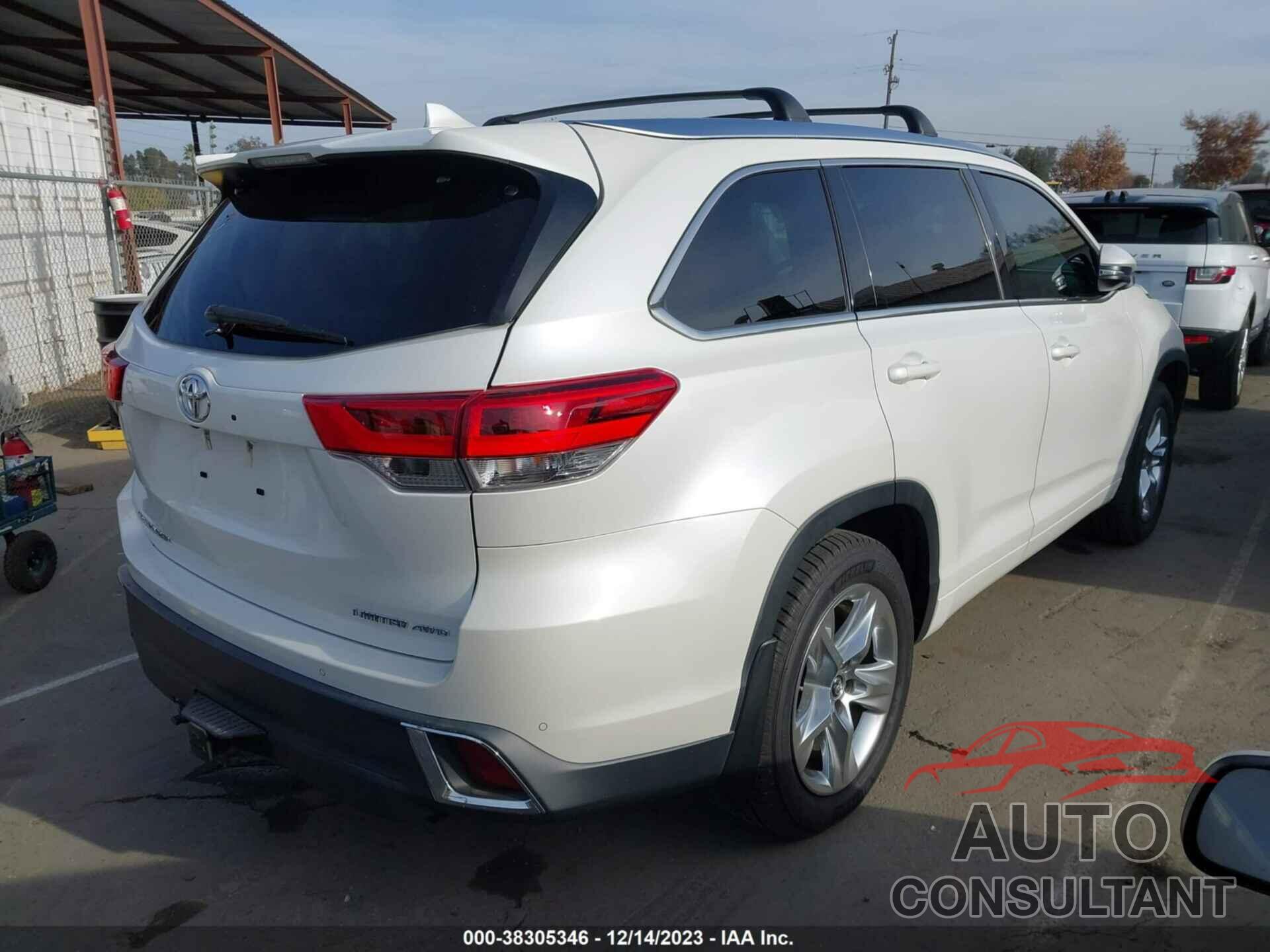 TOYOTA HIGHLANDER 2018 - 5TDDZRFH8JS805641