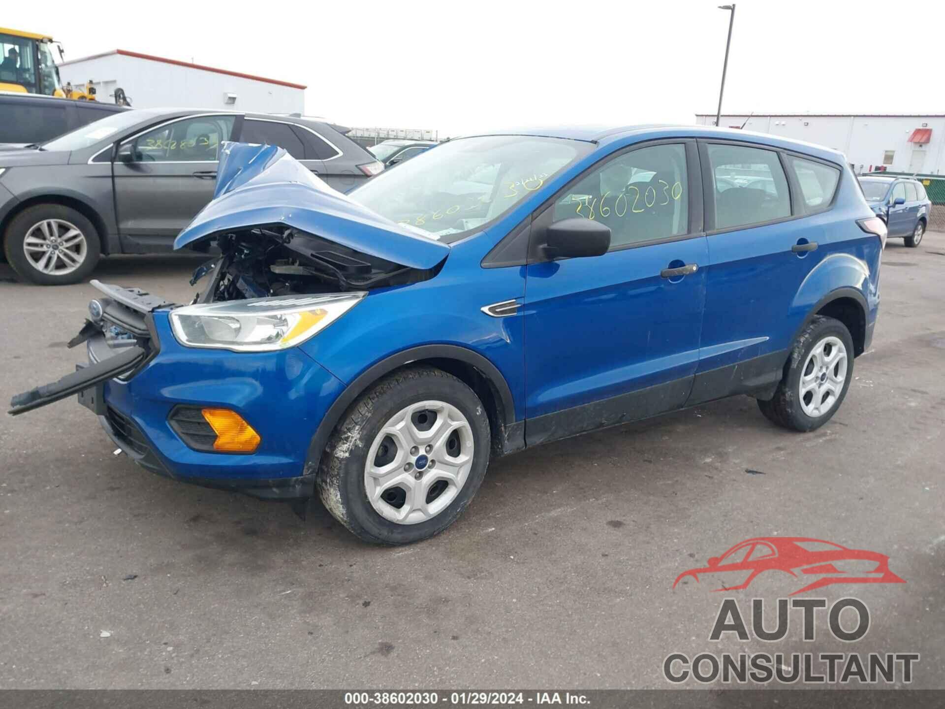 FORD ESCAPE 2017 - 1FMCU0F72HUC01663