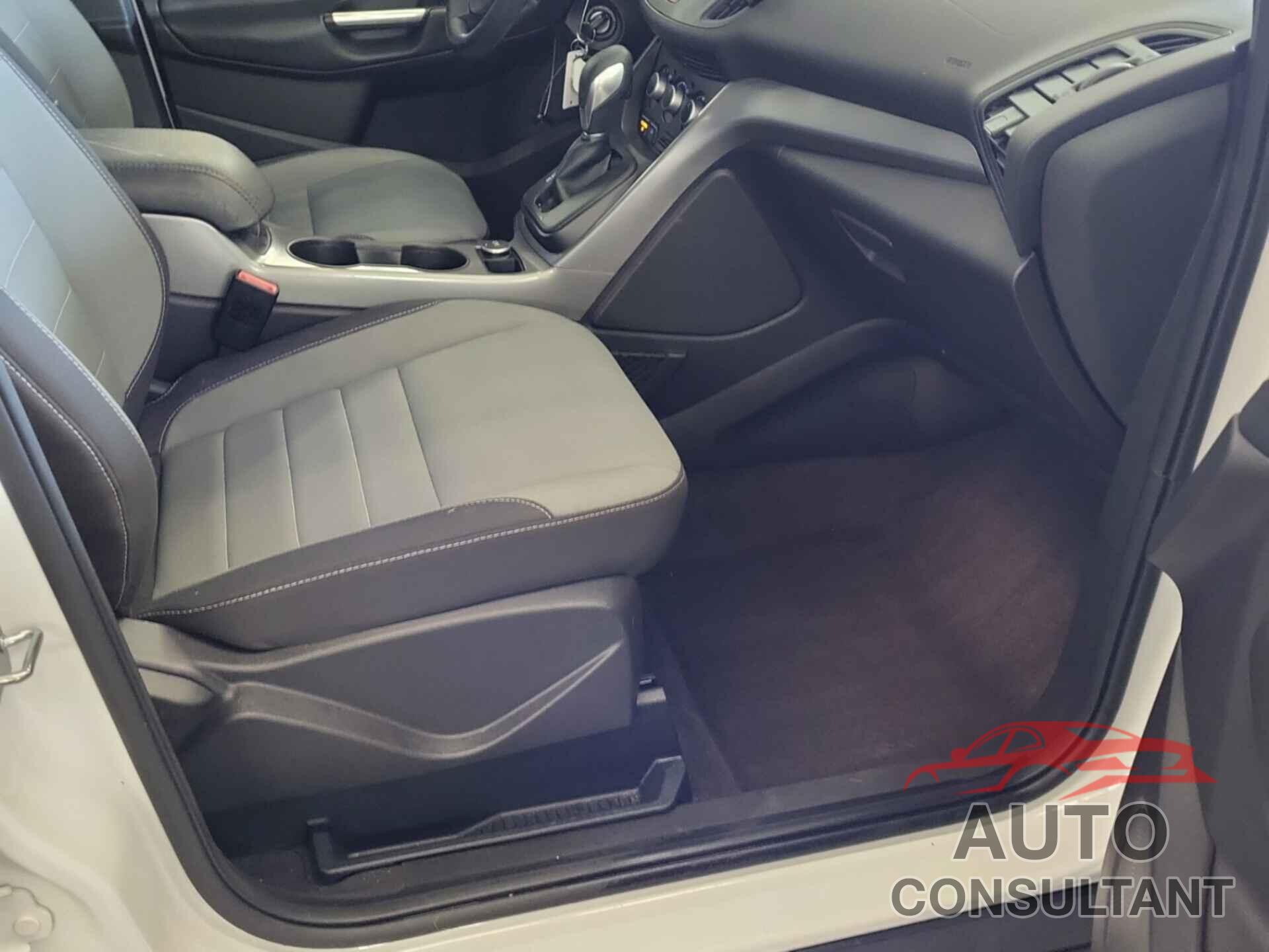 FORD ESCAPE 2016 - 1FMCU9GX8GUC67944