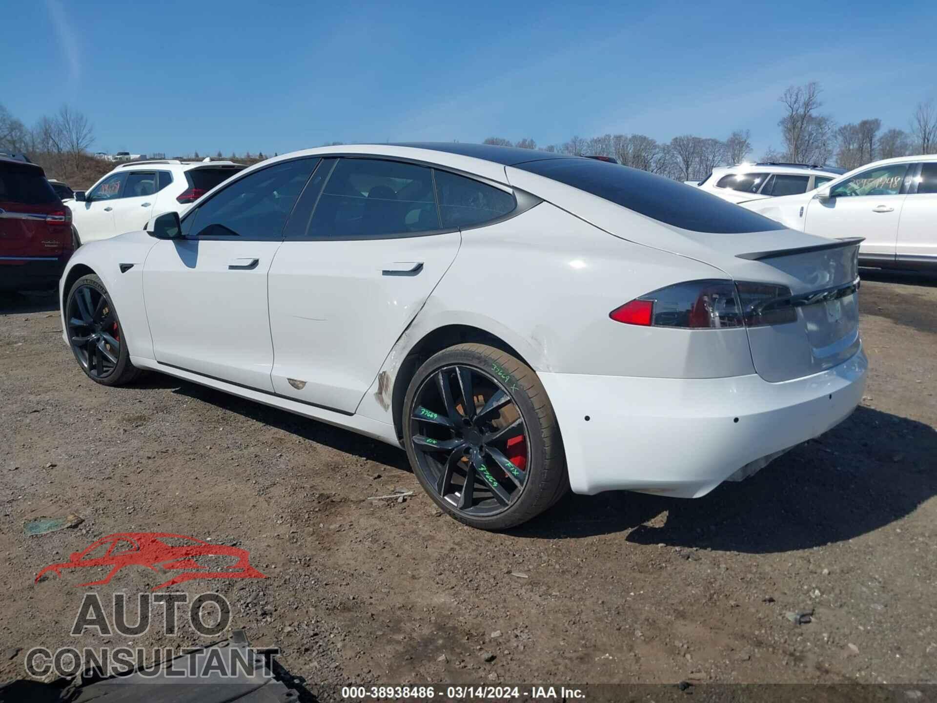TESLA MODEL S 2018 - 5YJSA1E21JF268774
