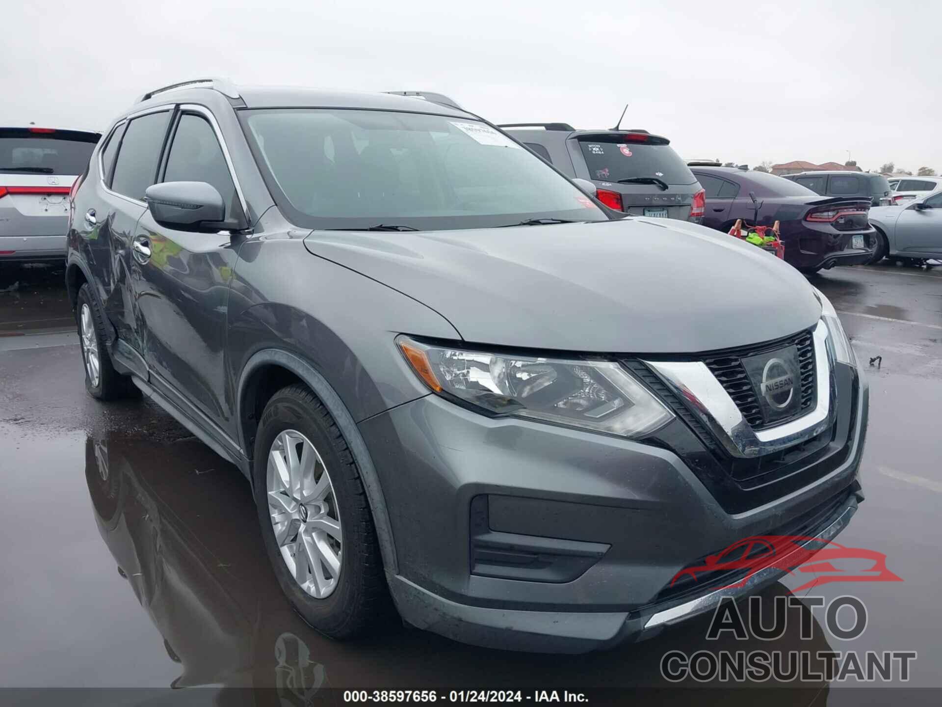 NISSAN ROGUE 2017 - KNMAT2MT4HP607419