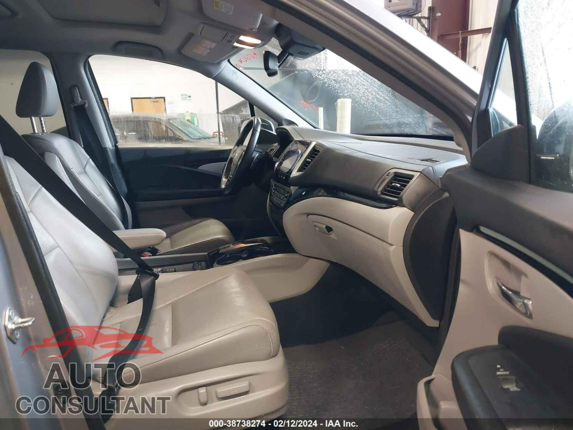 HONDA PILOT 2016 - 5FNYF6H93GB064990